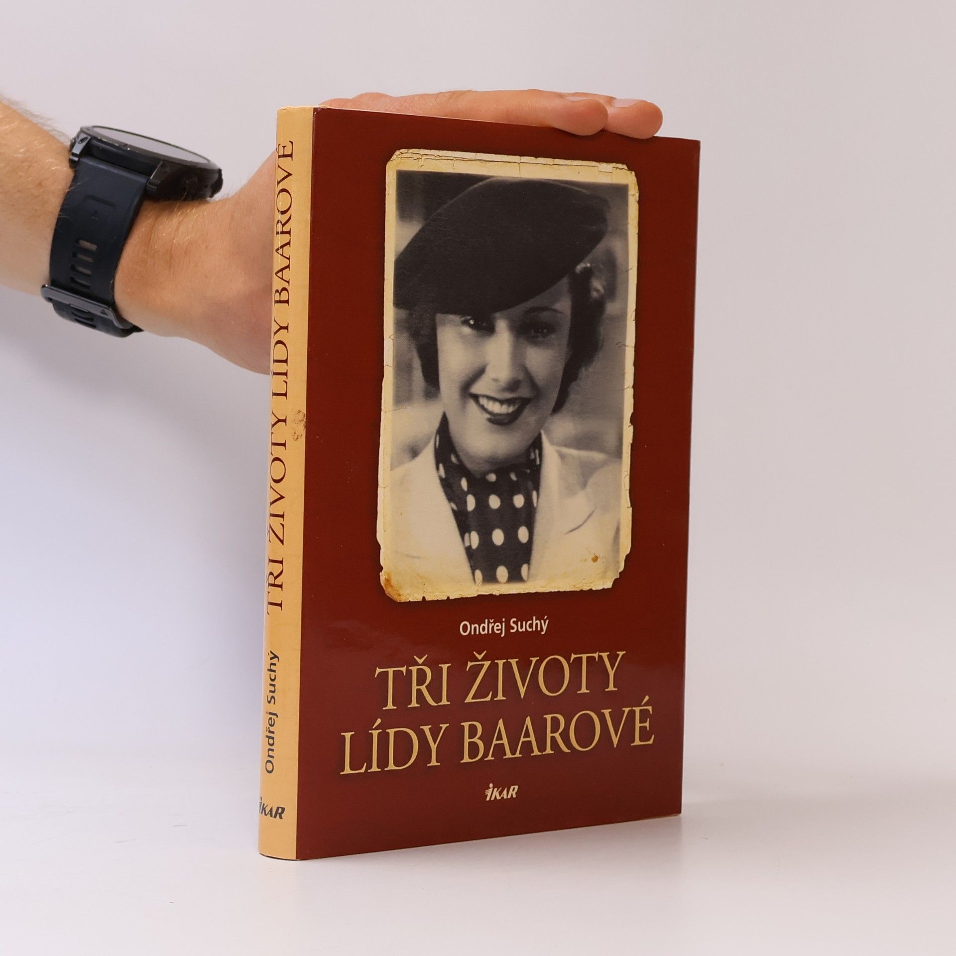 Ondřej Suchý Tři životy Lídy Baarové