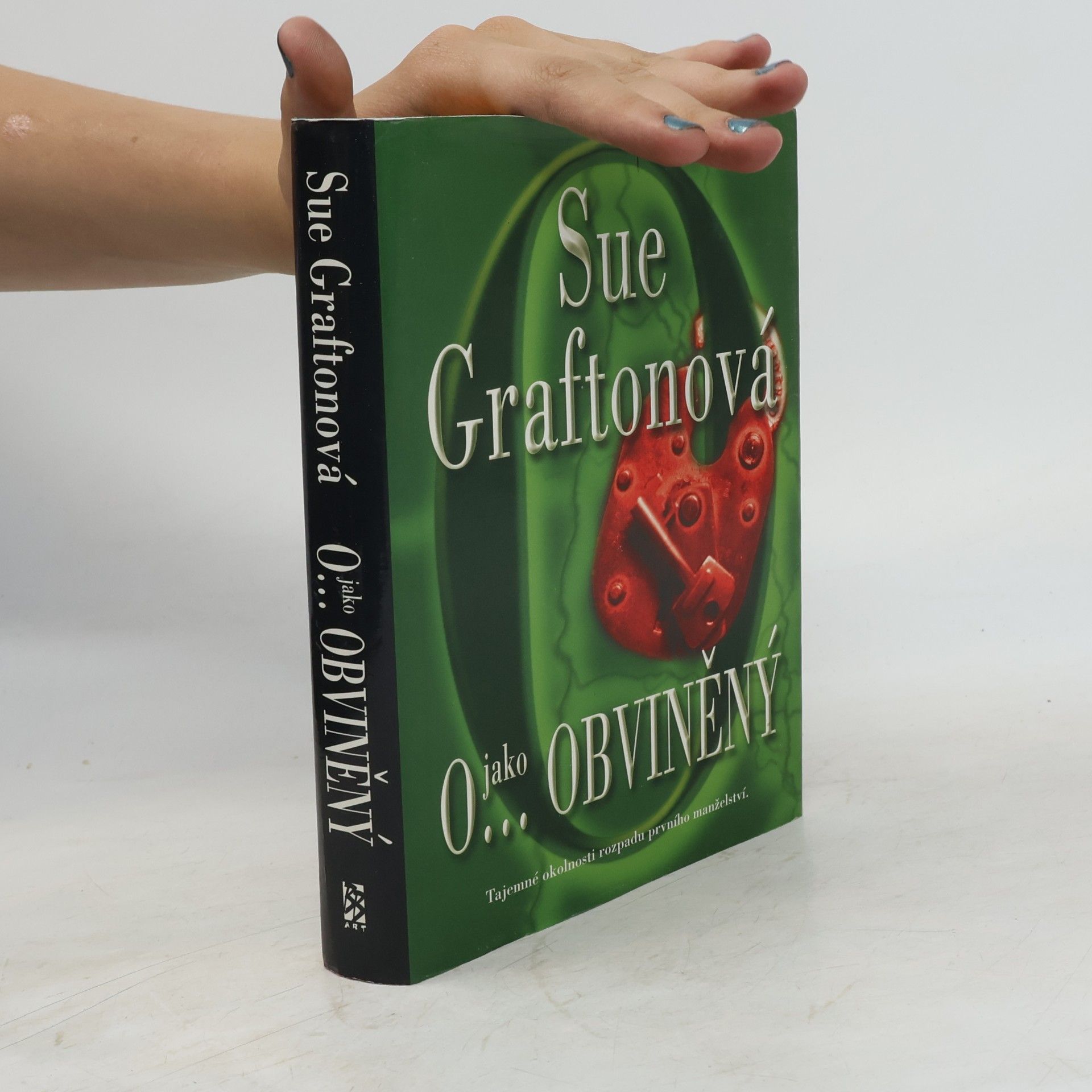 Sue Grafton O...jako obviněný