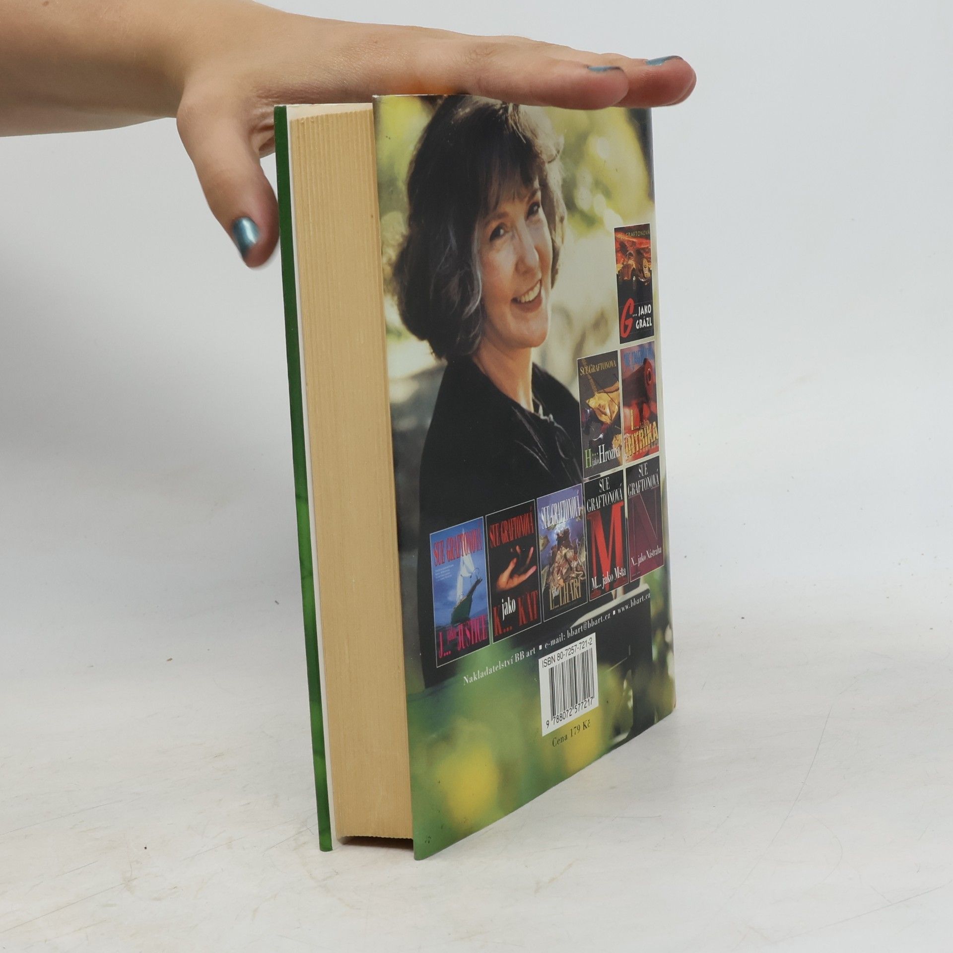 Sue Grafton O...jako obviněný