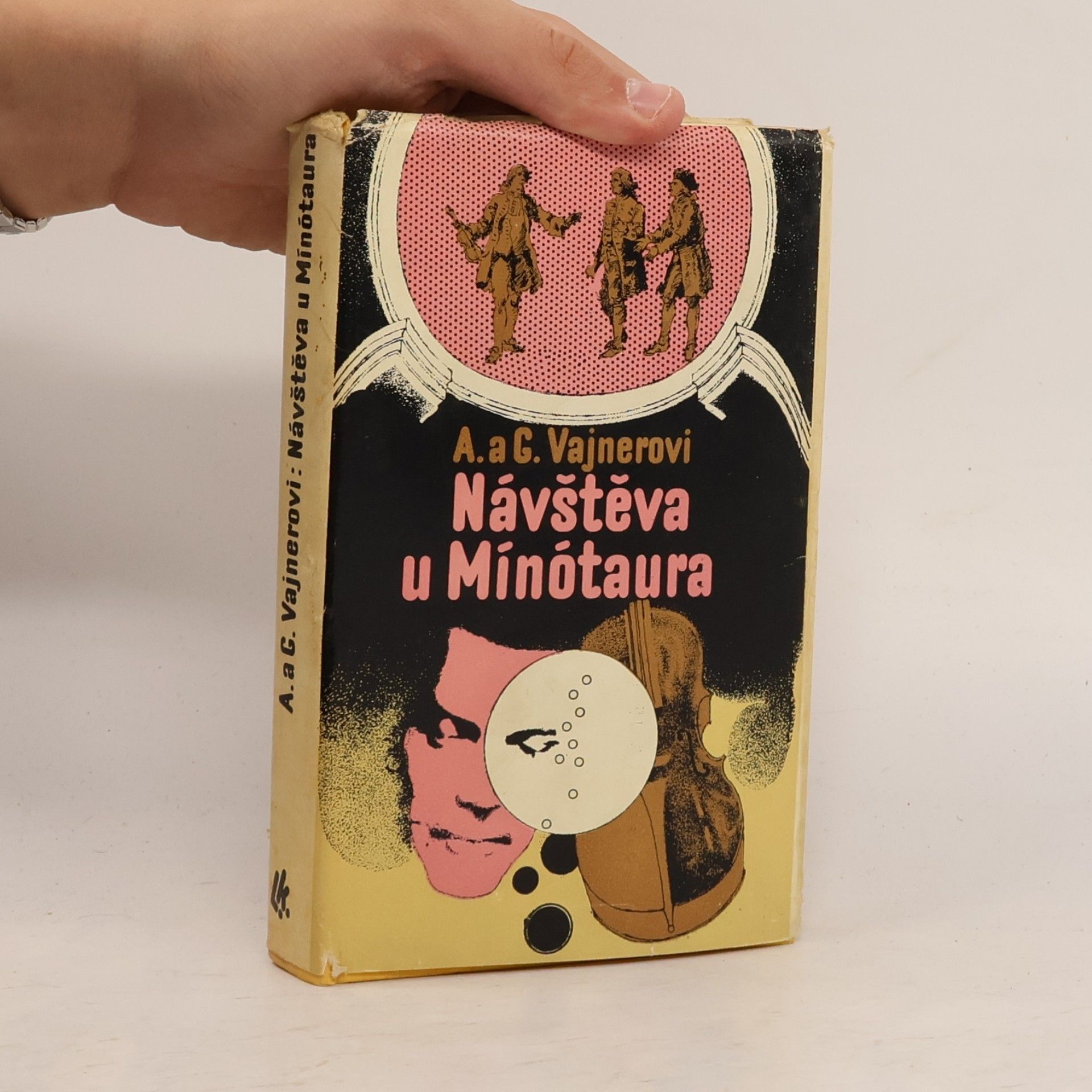 Arkadij Aleksandrovič Vajner Návštěva u mínótaura