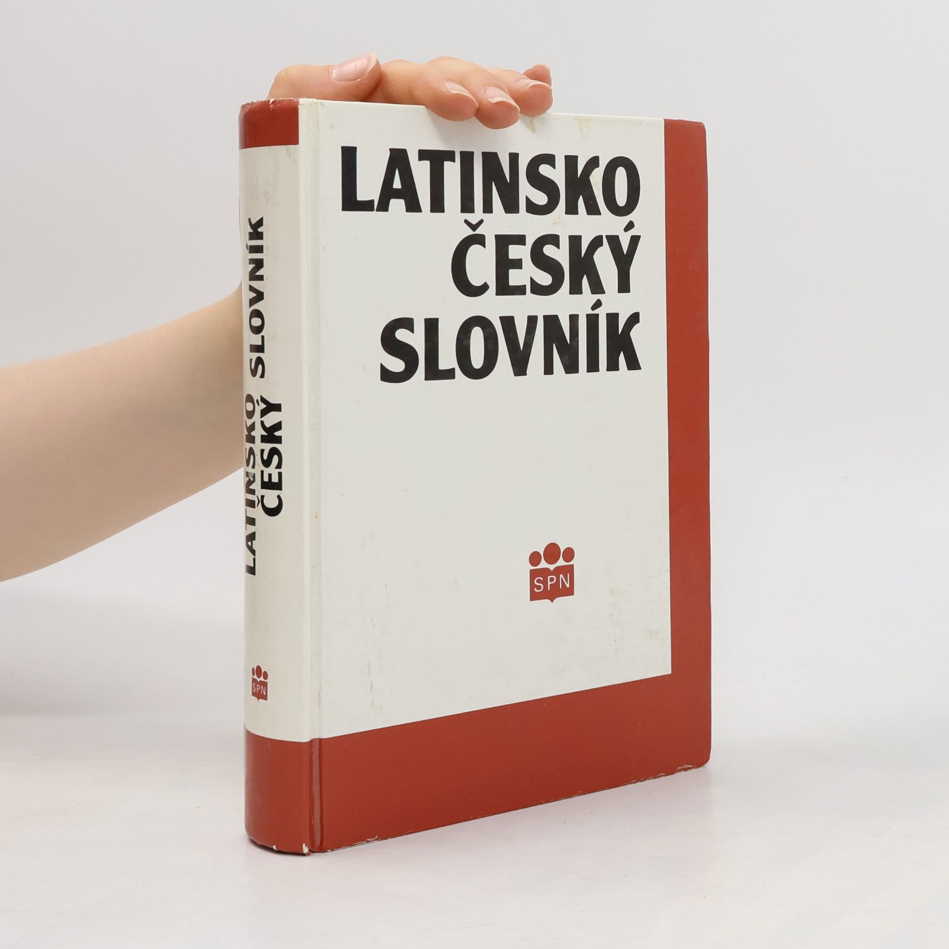 Collectif d'auteurs Latinsko český slovník