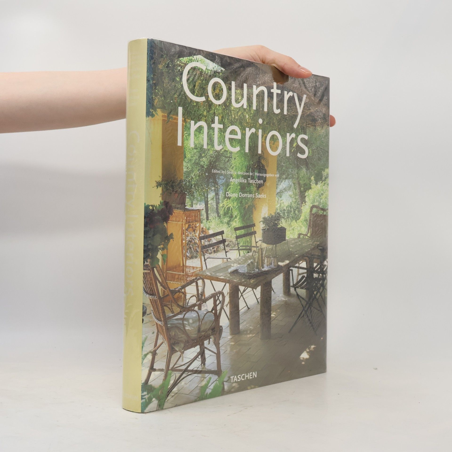 Diane Dorrans Saeks Country Interiors