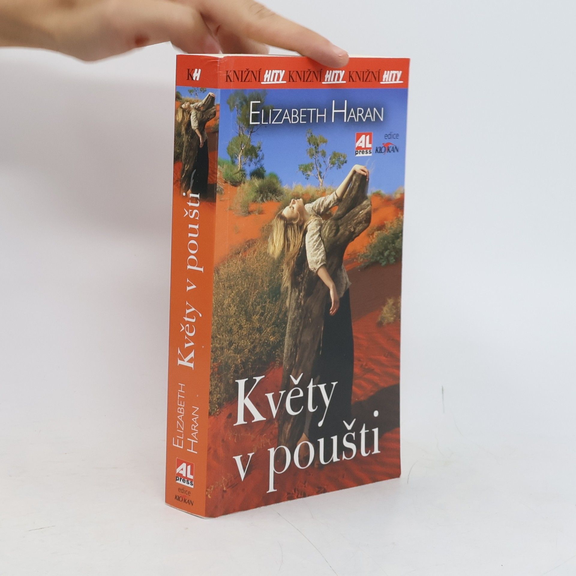 Elizabeth Haran Květy v poušti