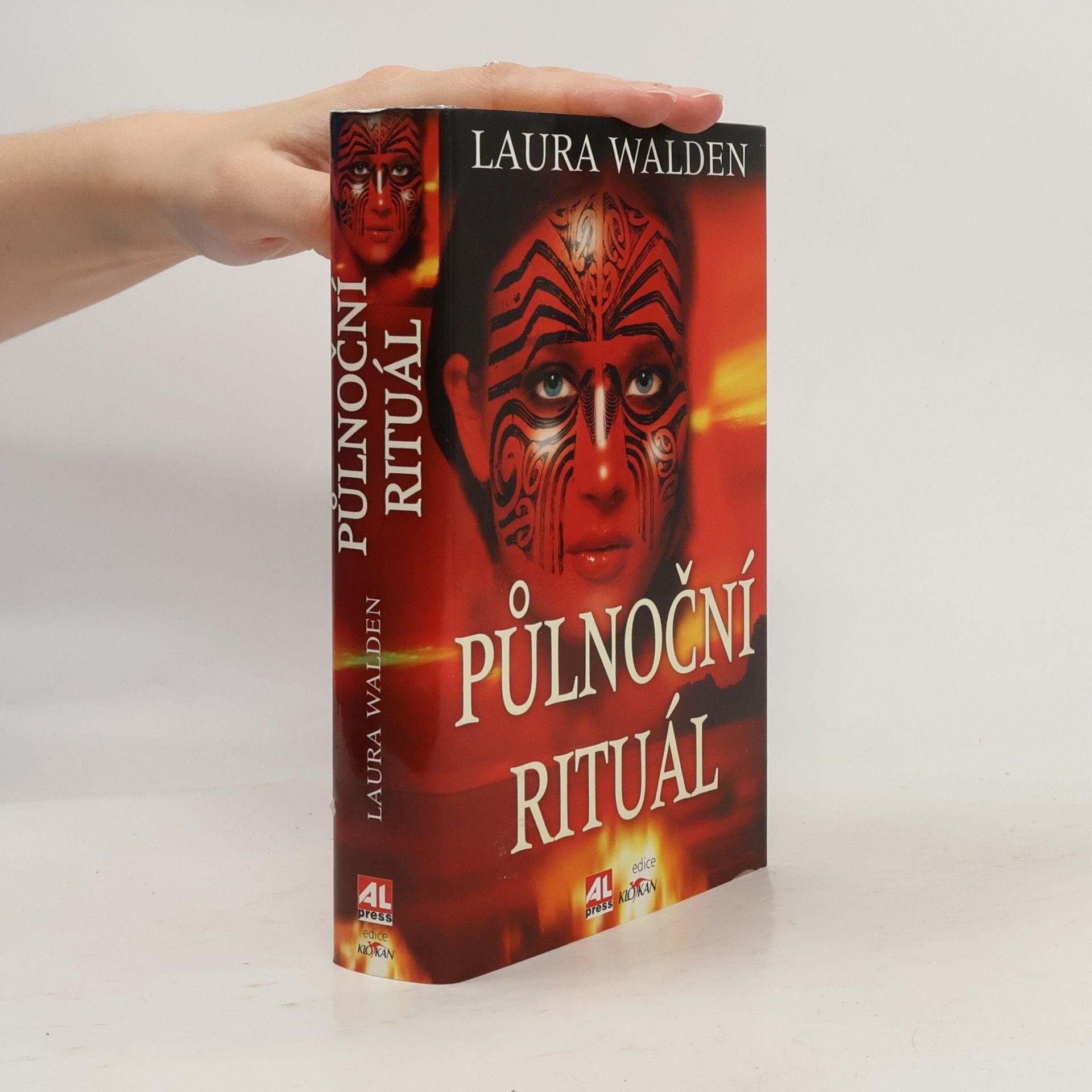 Laura Walden Půlnoční rituál