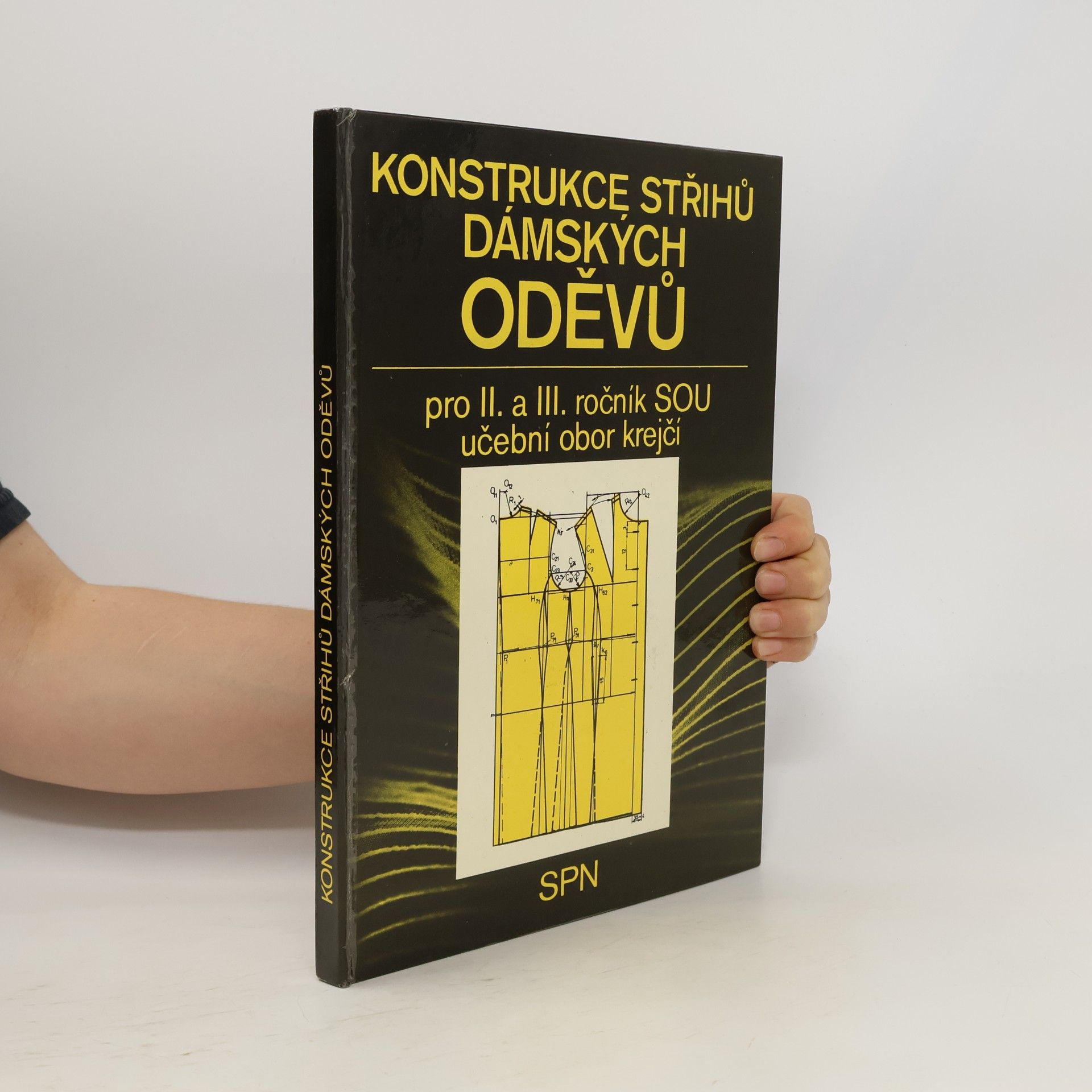 Marie Strakerlová Konstrukce střihů dámských oděvů