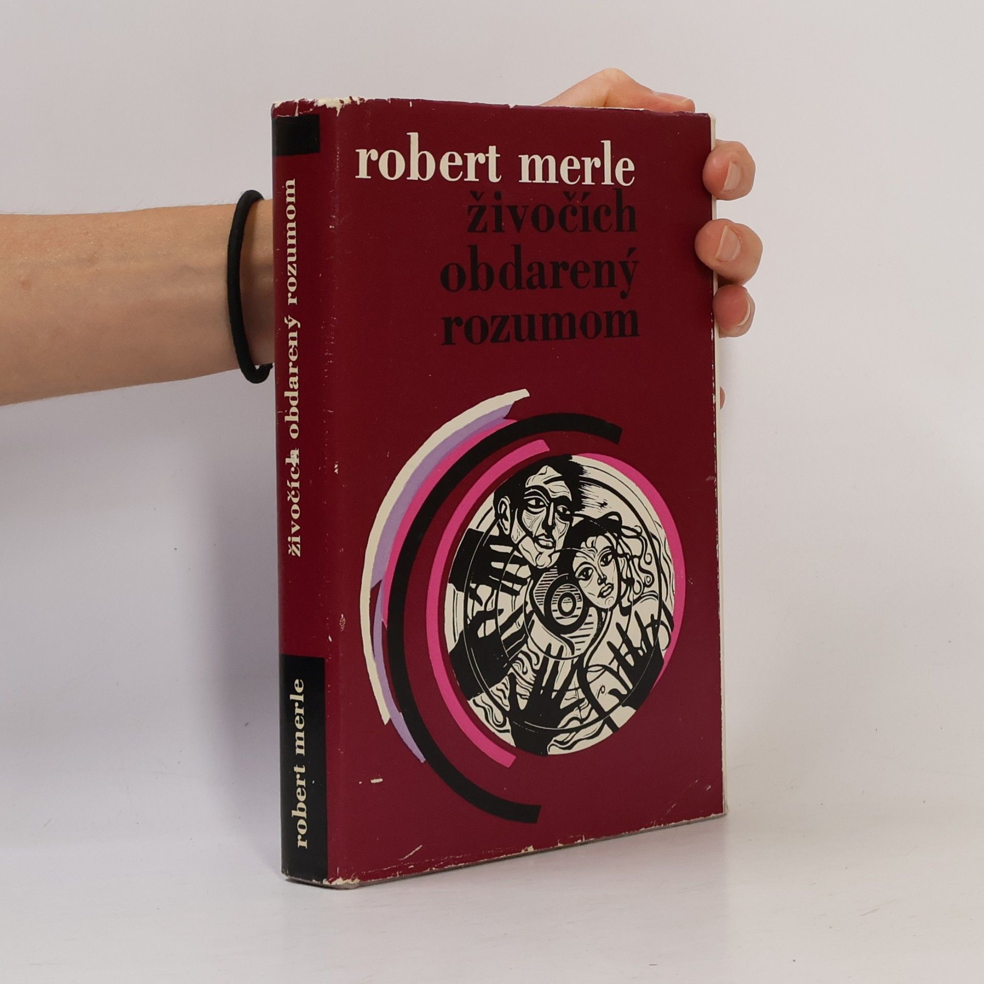 Robert Merle Živočích obdarený rozumom