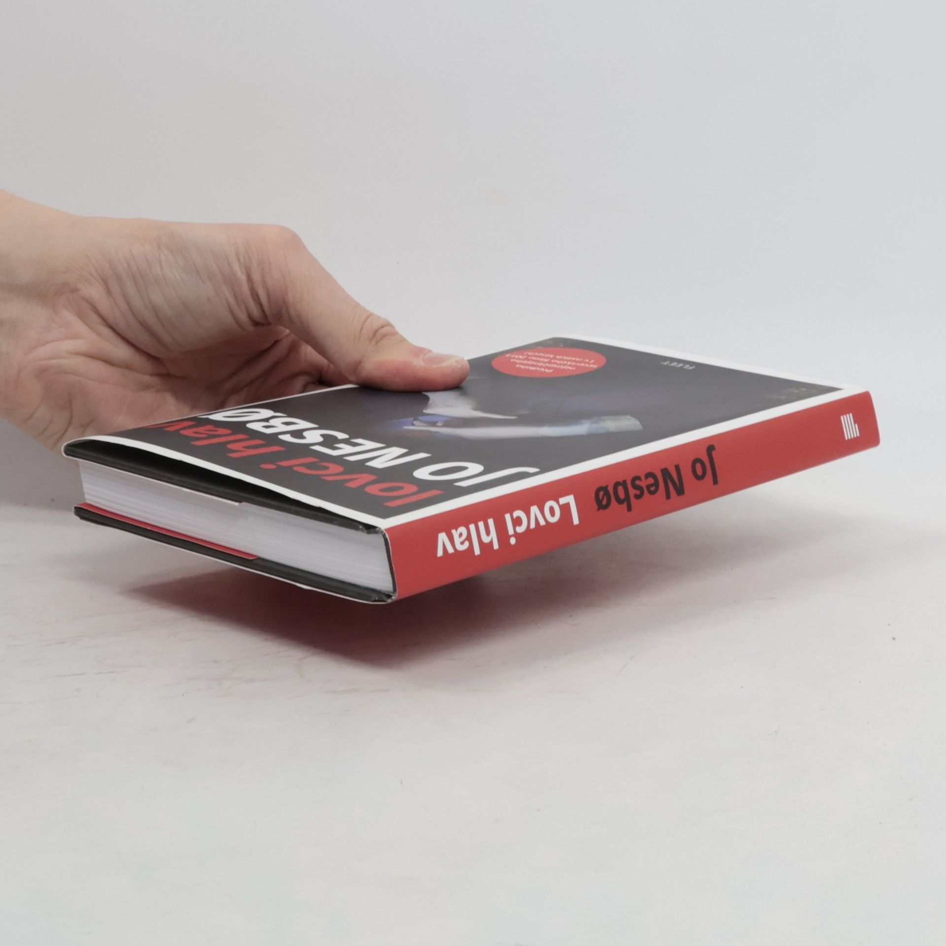 Jo Nesbø Lovci hlav