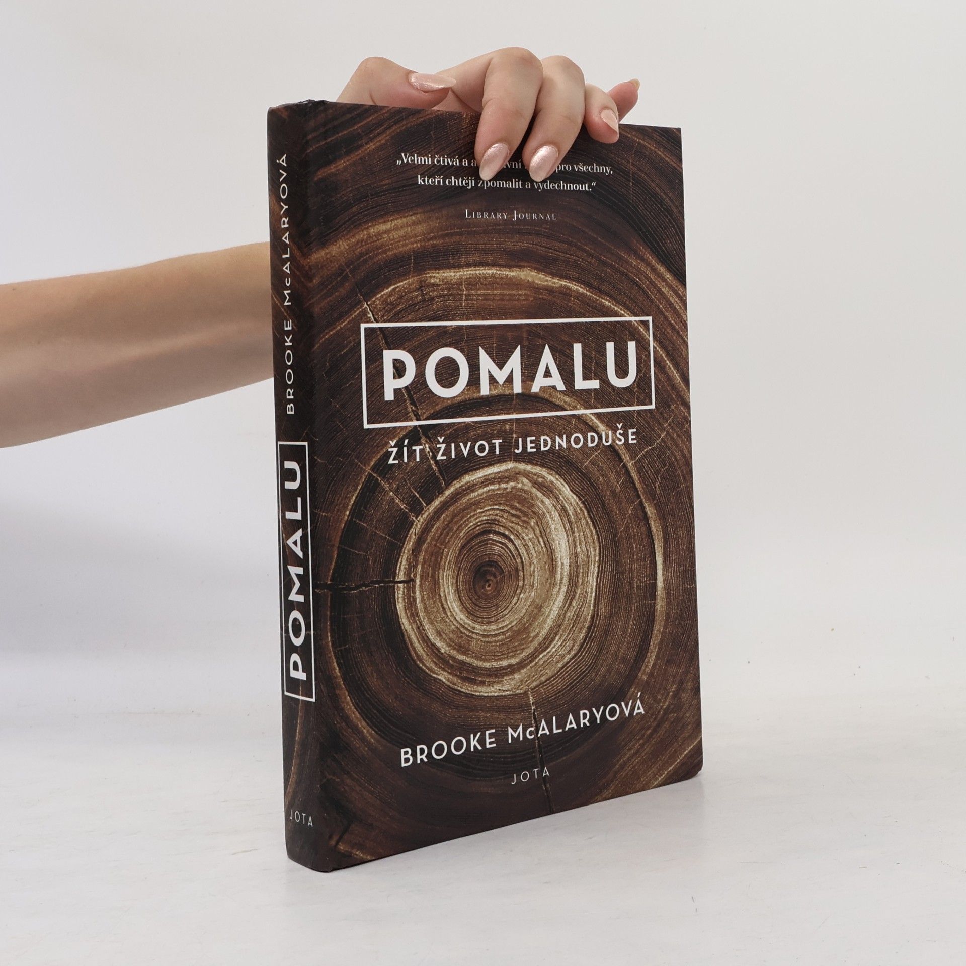 Brooke McAlary Pomalu