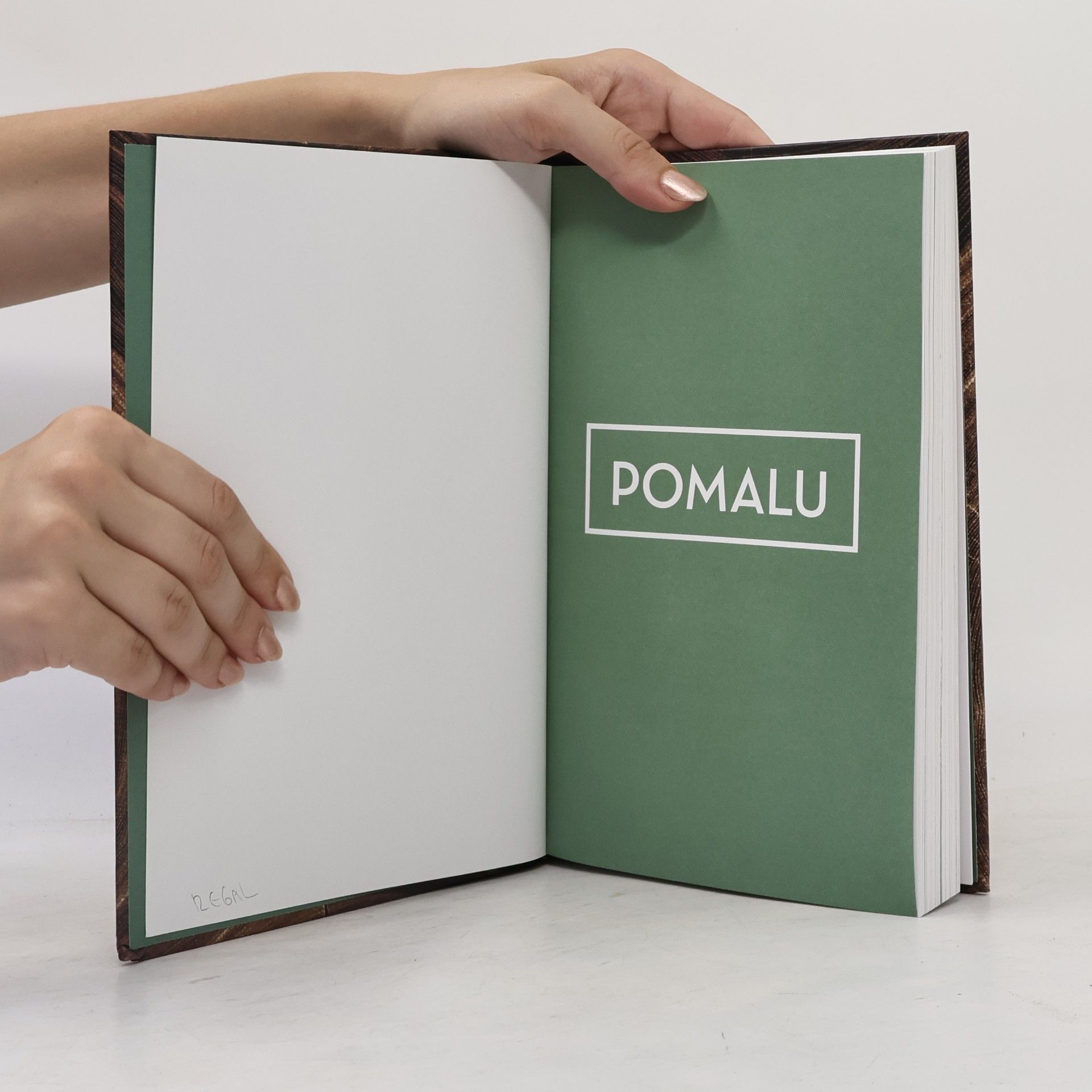Brooke McAlary Pomalu
