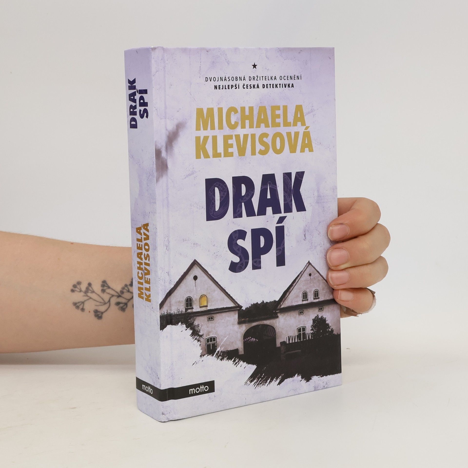 Michaela Klevisová Drak spí