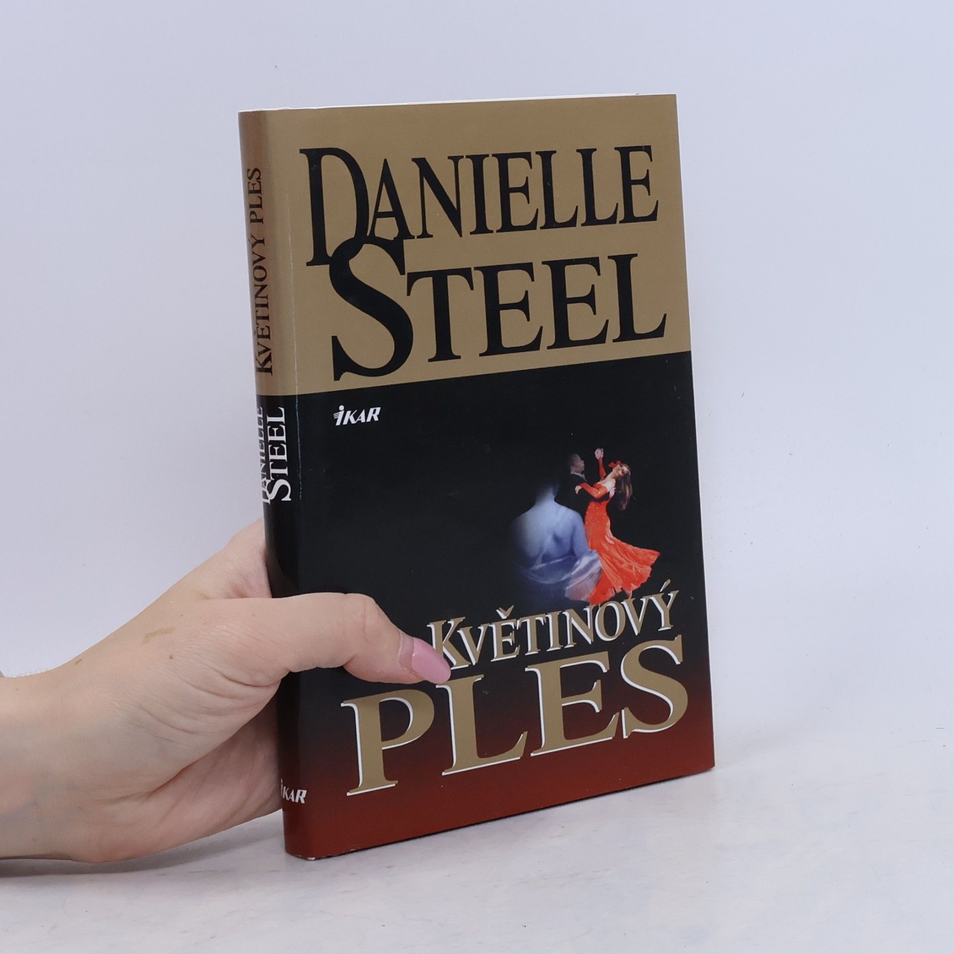 Danielle Steel Květinový ples
