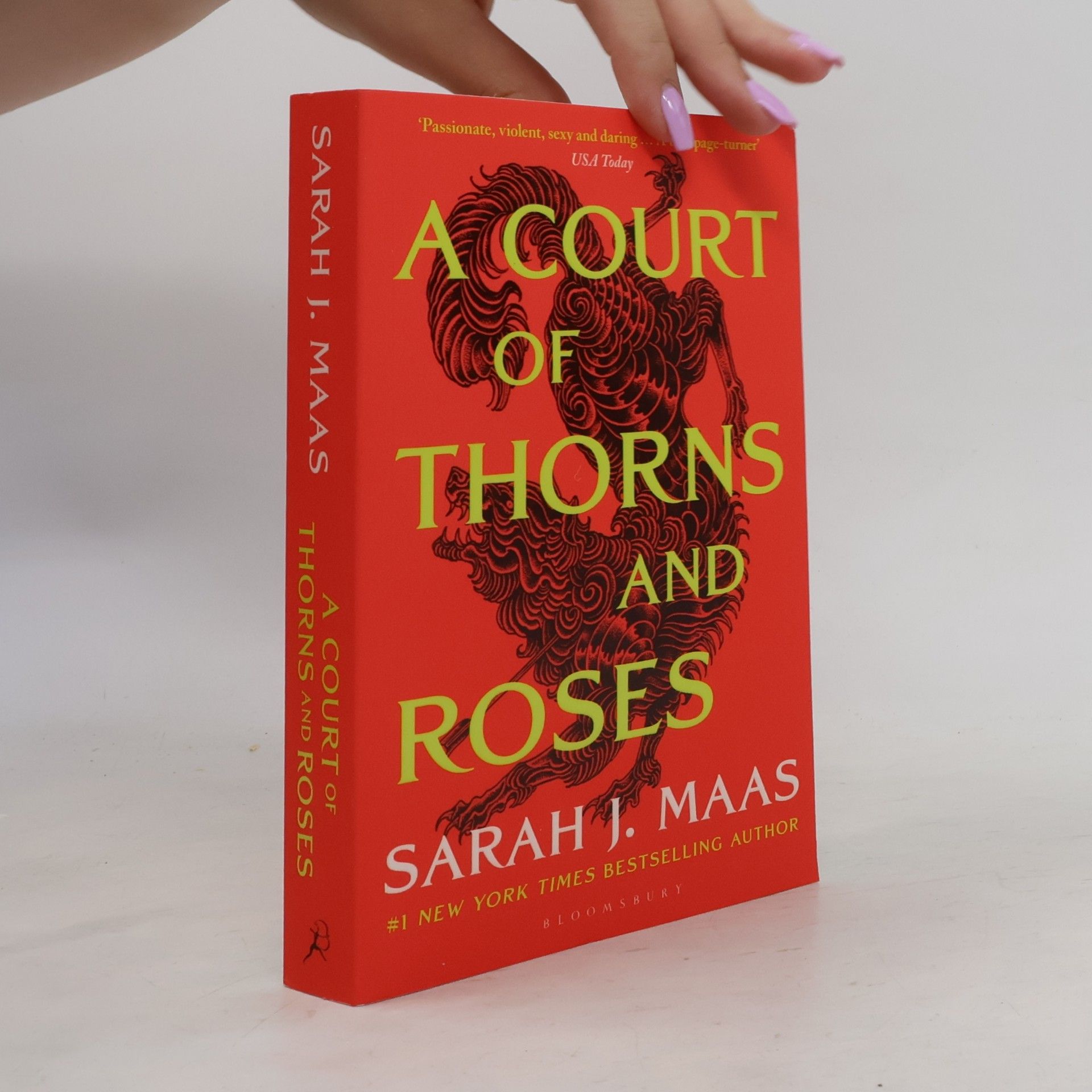 A Court of Thorns and Roses