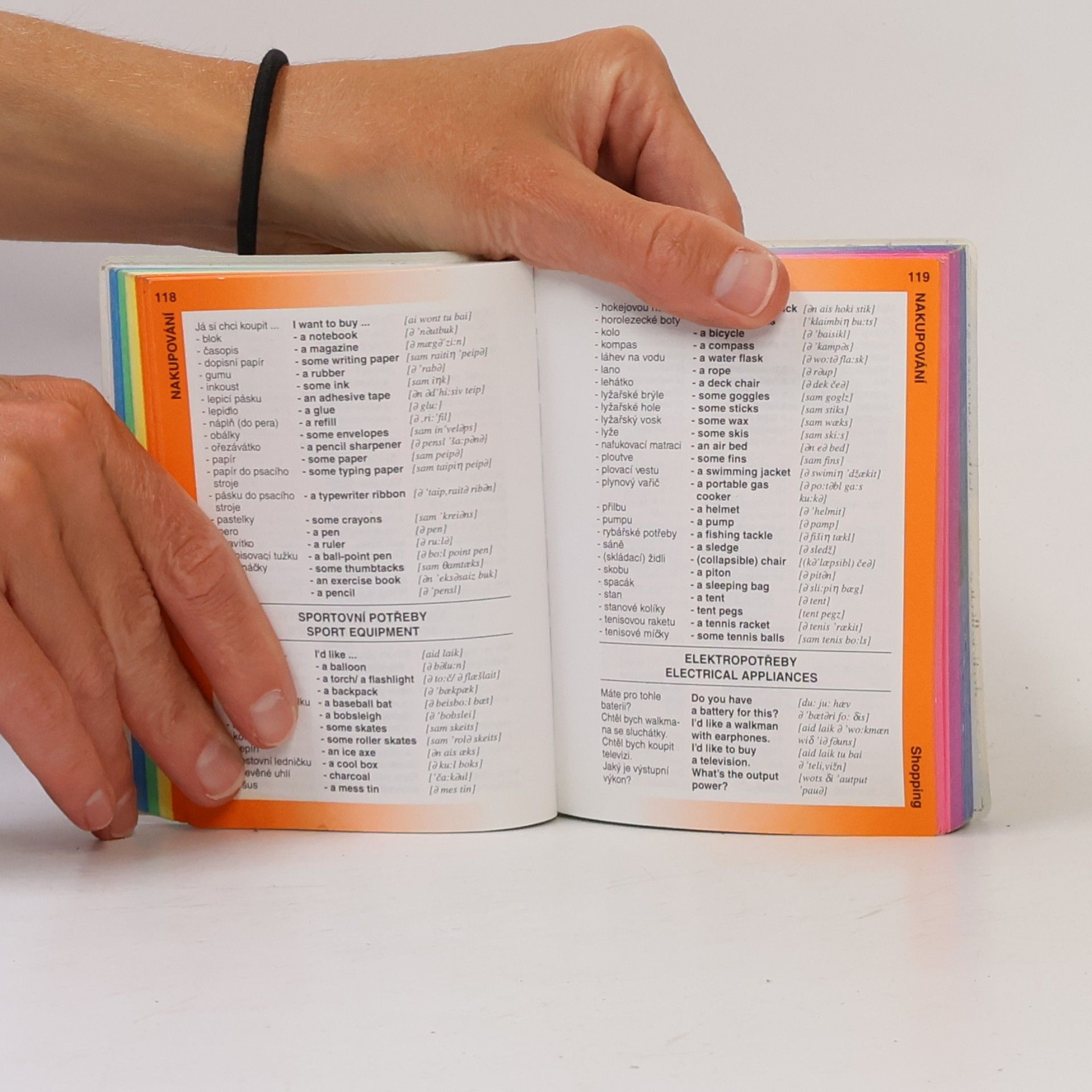Martina Kutalová Angličtina. Czech-English Phrase Book & Dictionary. Konverzace & slovník