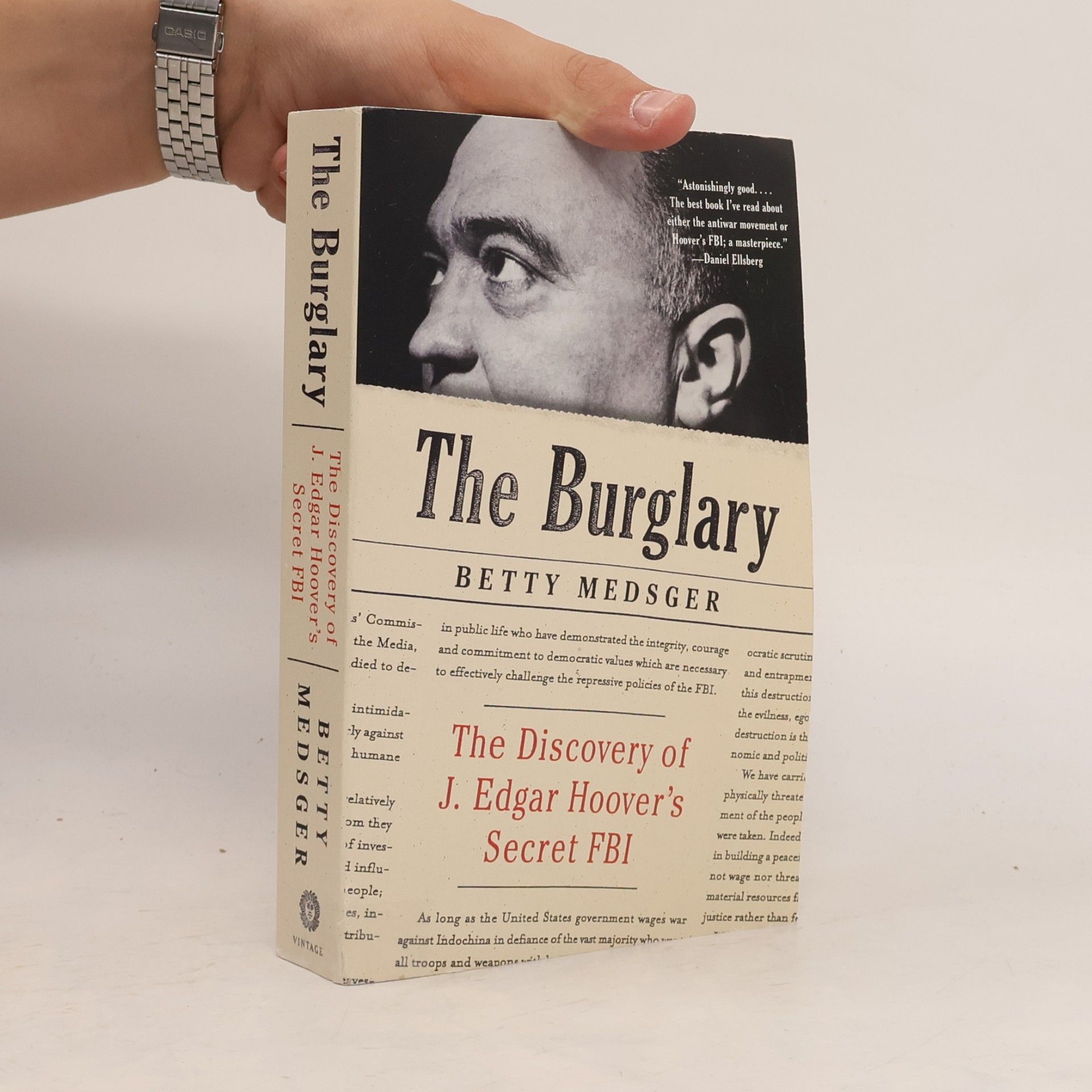 Betty L. Medsger The Burglary
