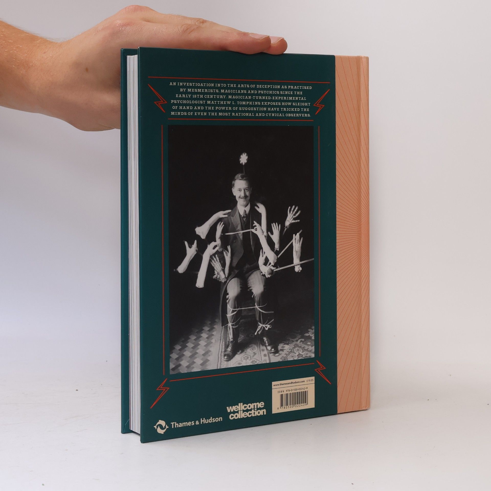 Matthew L. Tompkins The Spectacle of Illusion
