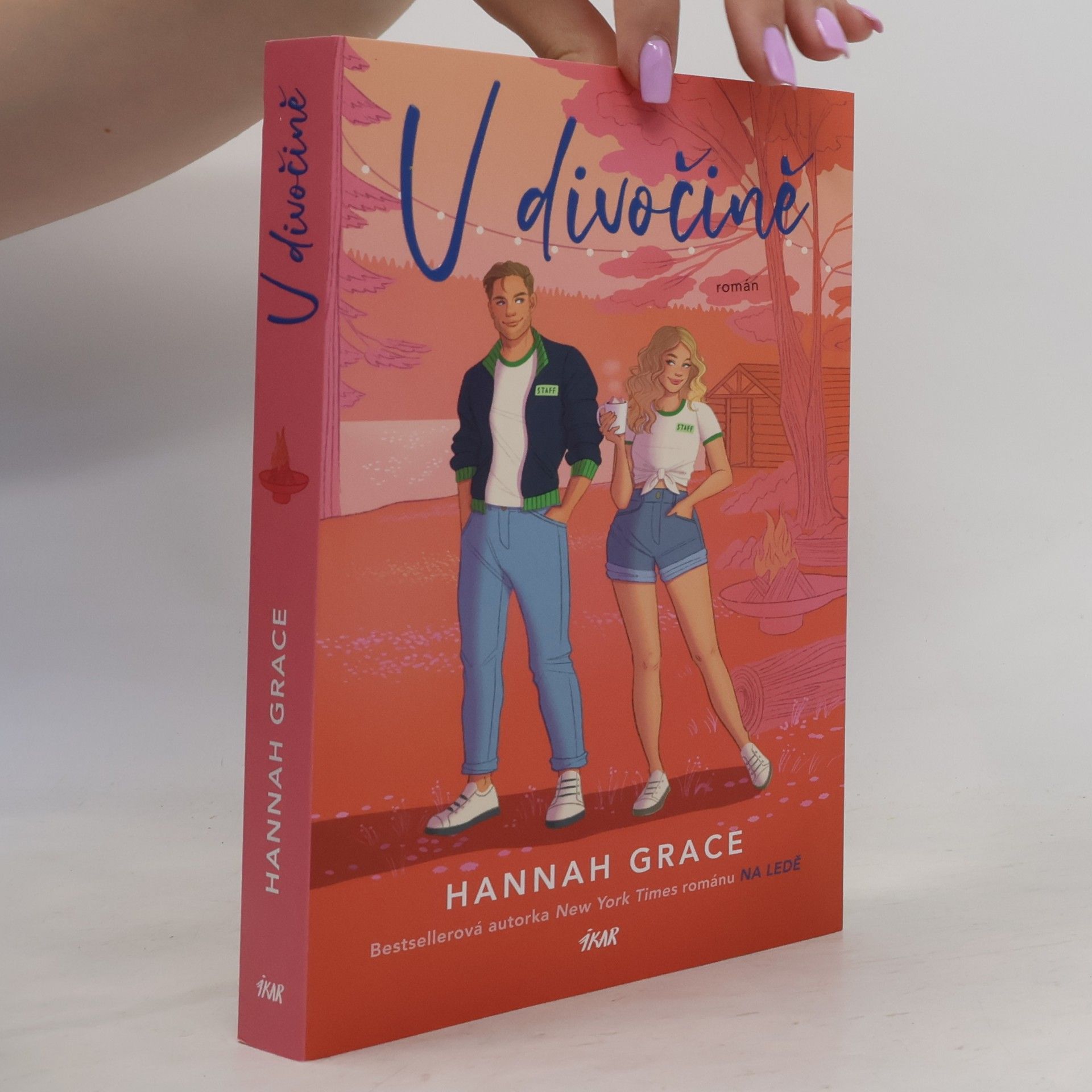 Hannah Grace V divočině