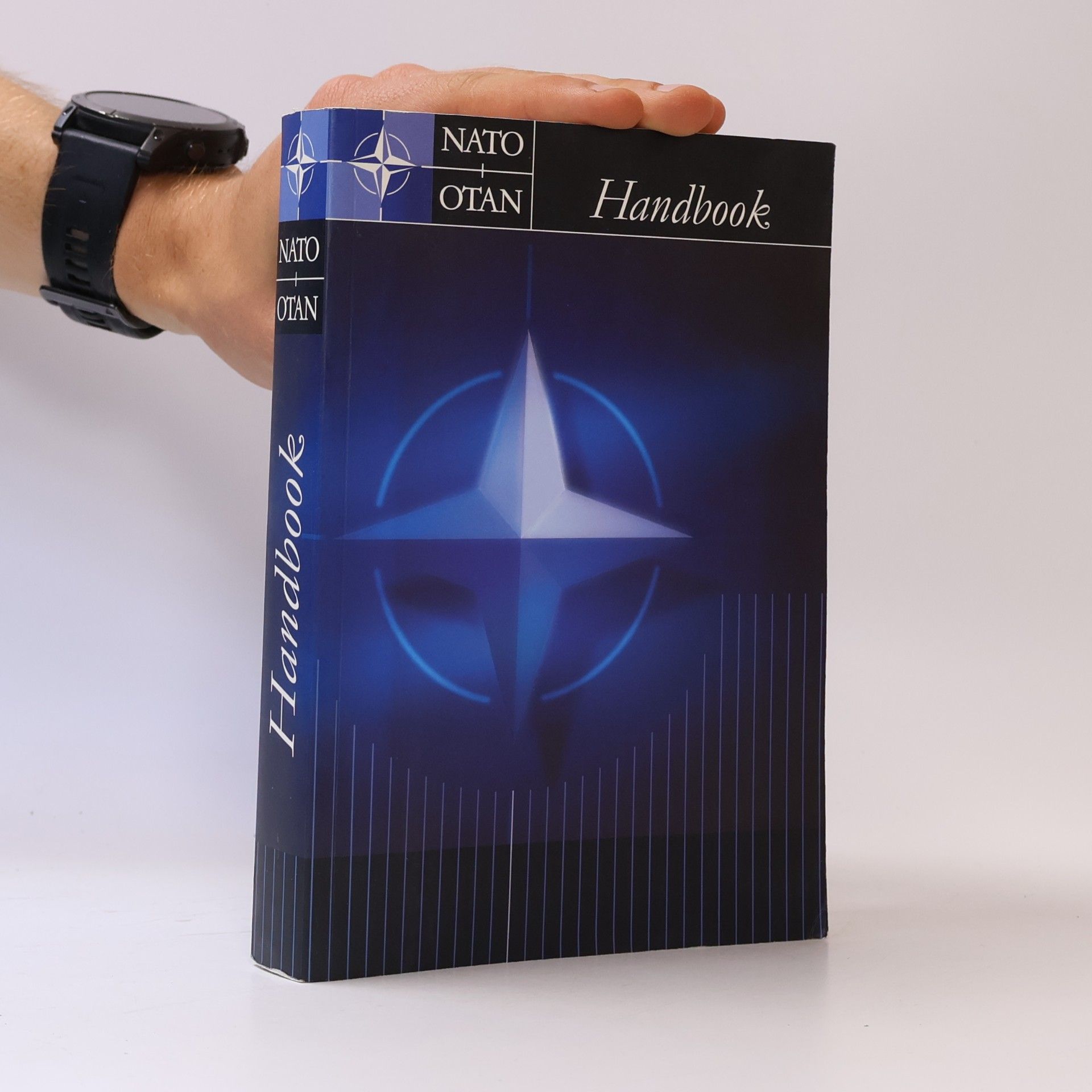 Autorenkollektiv NATO handbook
