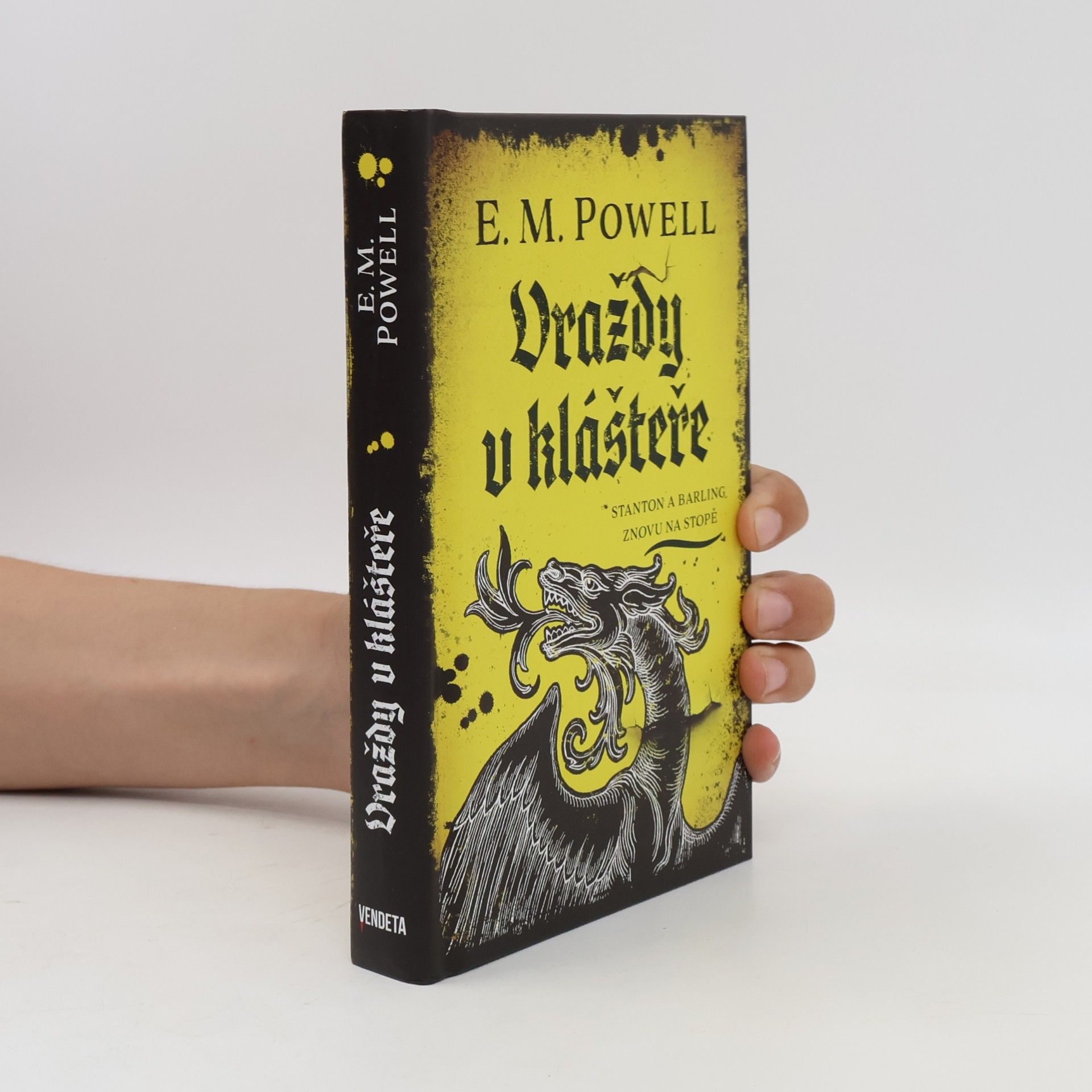 E. M. Powell Vraždy v klášteře