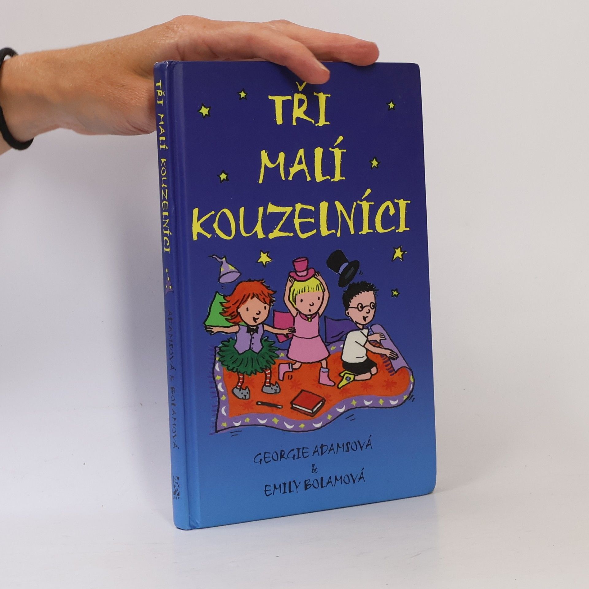 Georgie Adams Tři malí kouzelníci