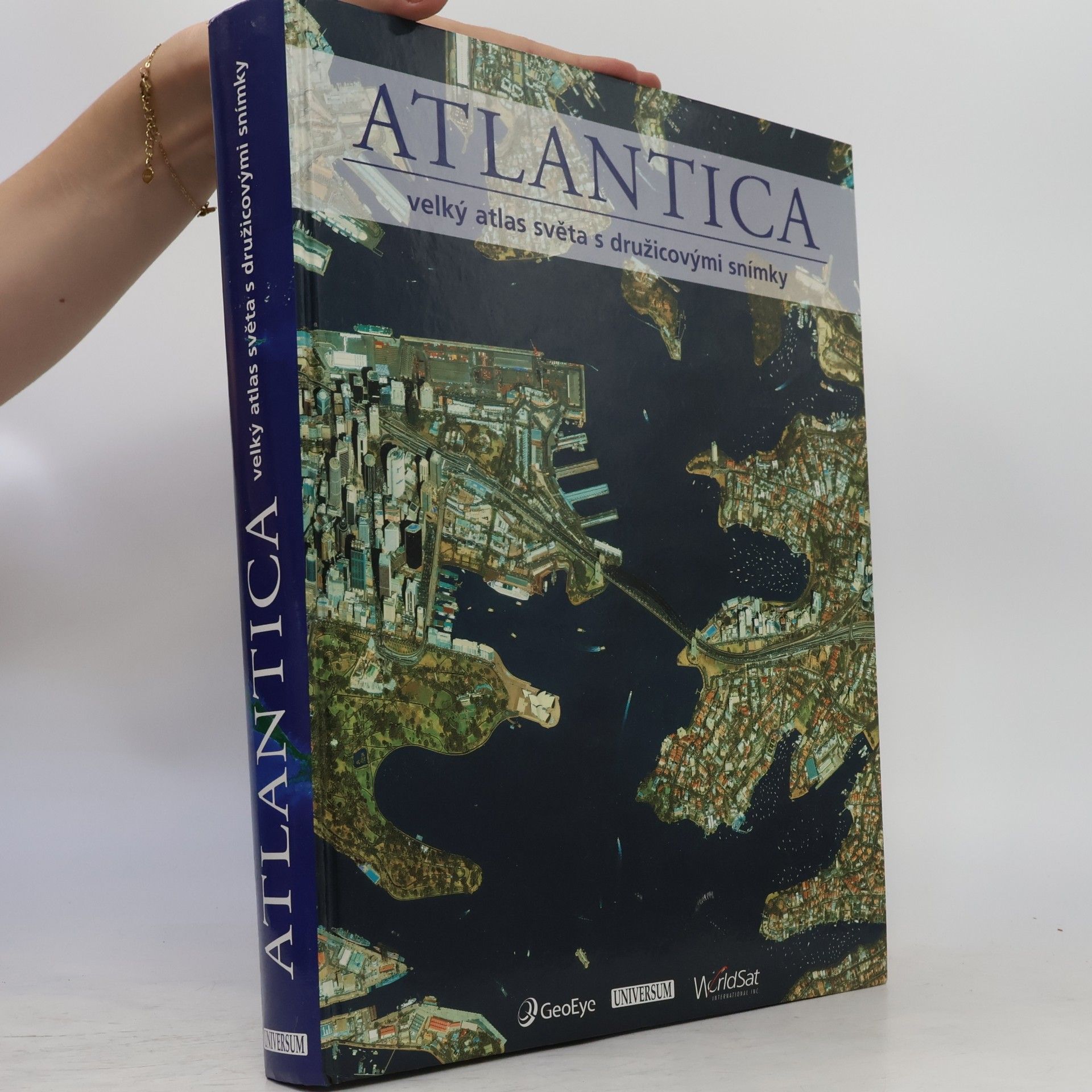 Ambros Brucker Atlantica velký atlas světa s družicovými snímky