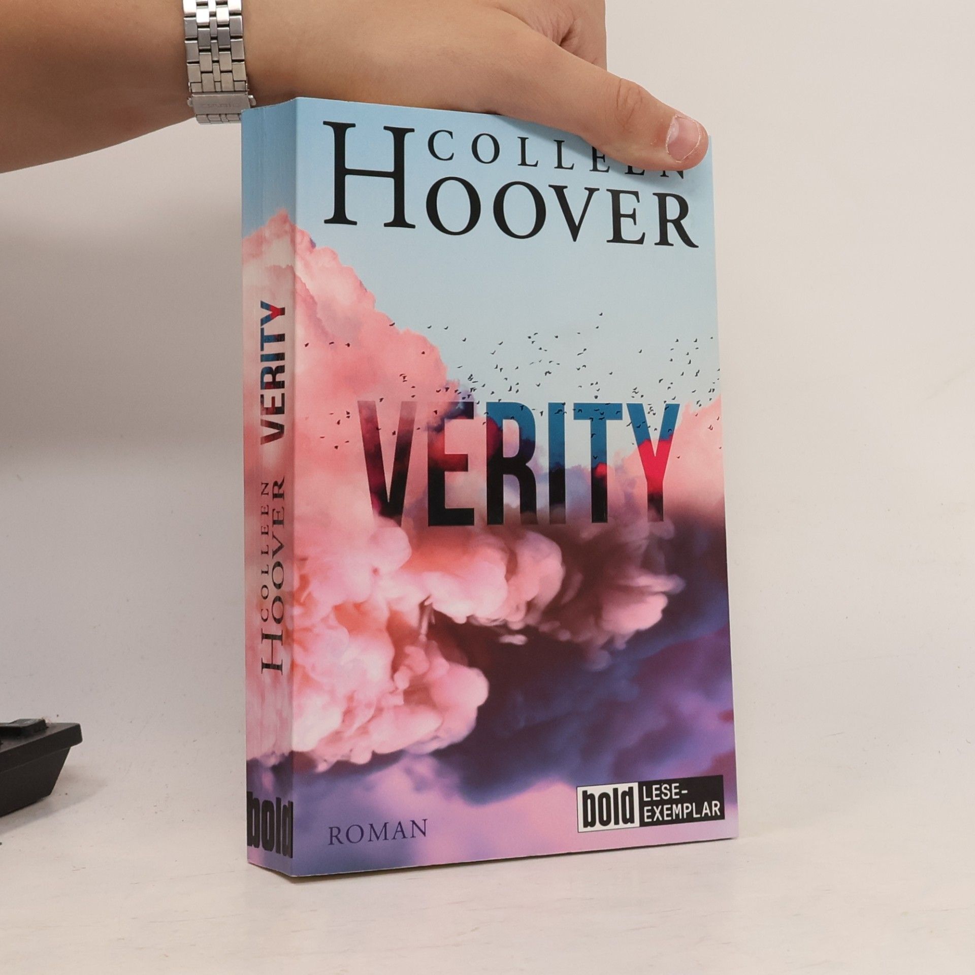 Colleen Hoover Verity