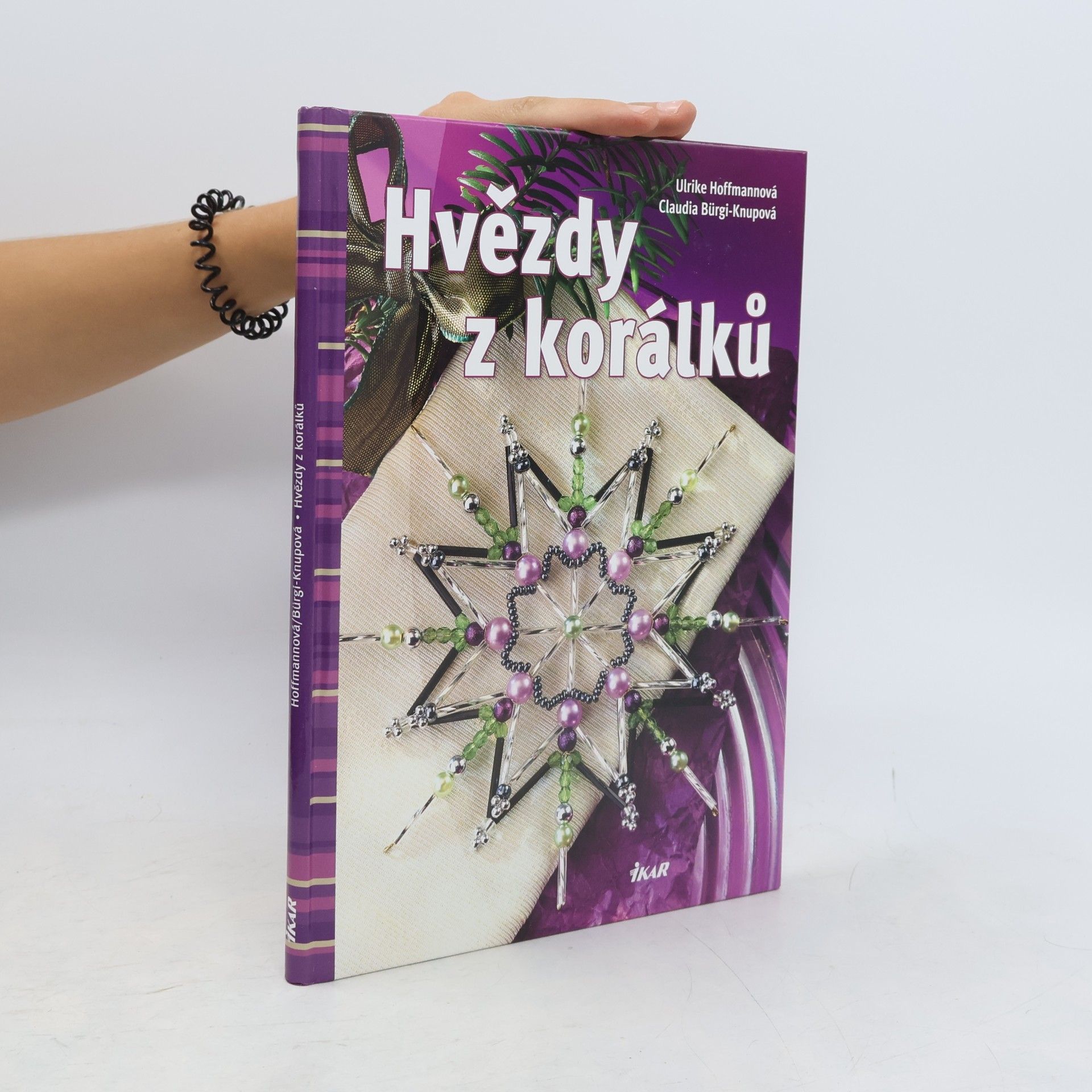 Ulrike Hoffmann-Richter Hvězdy z korálků