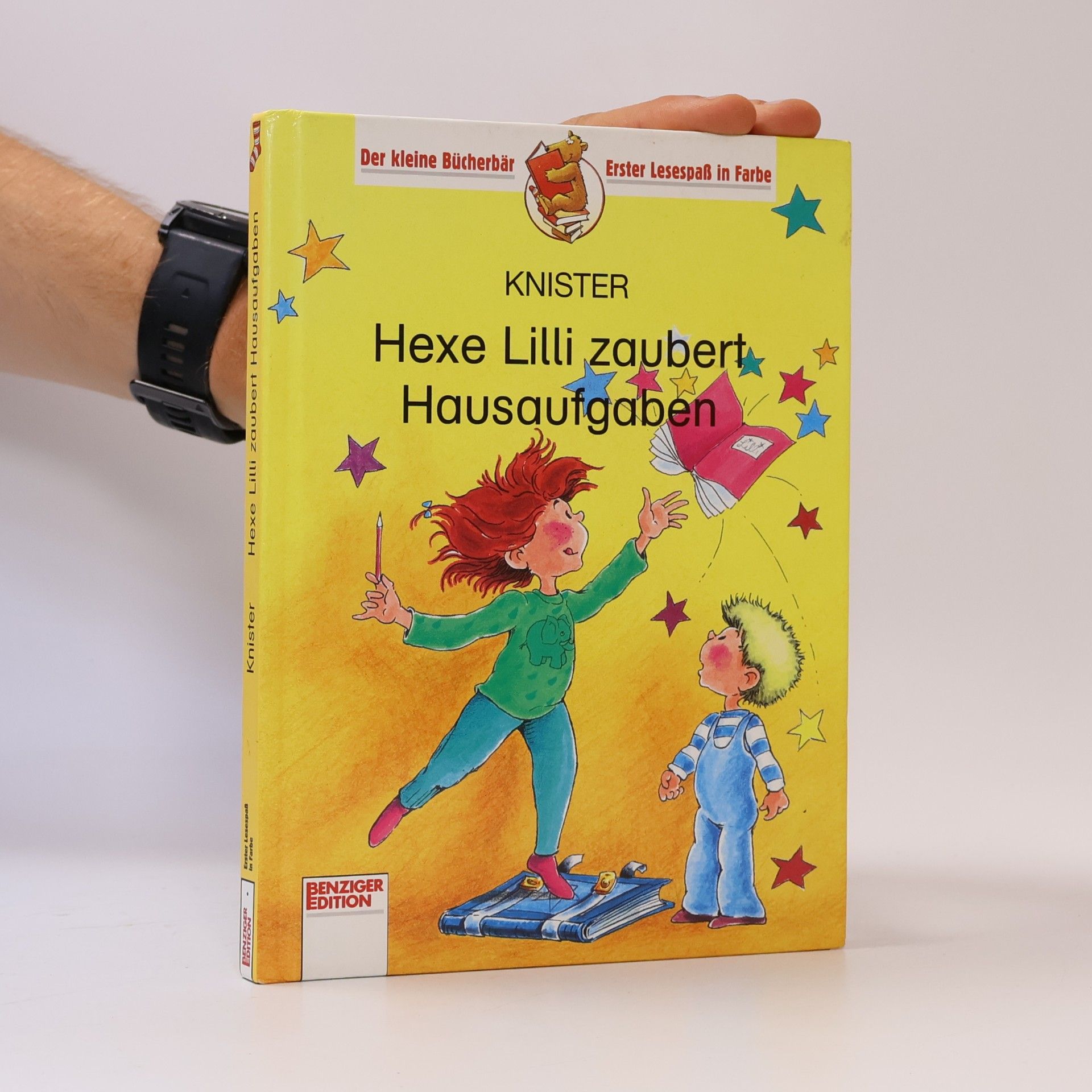 Hexe Lilli zaubert Hausaufgaben