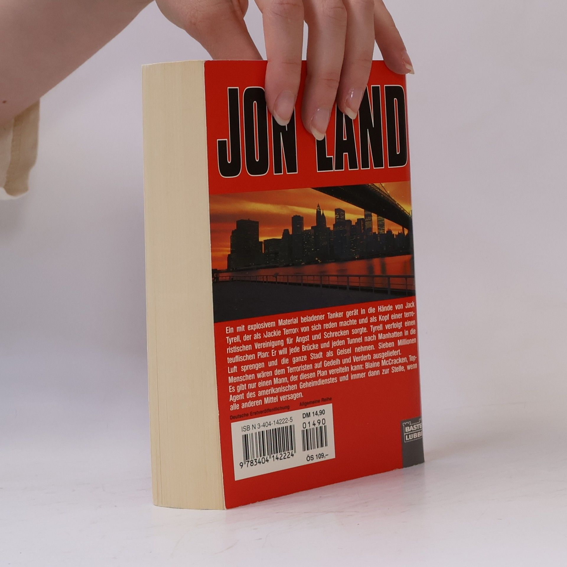 Jon Land Manhattan Projekt