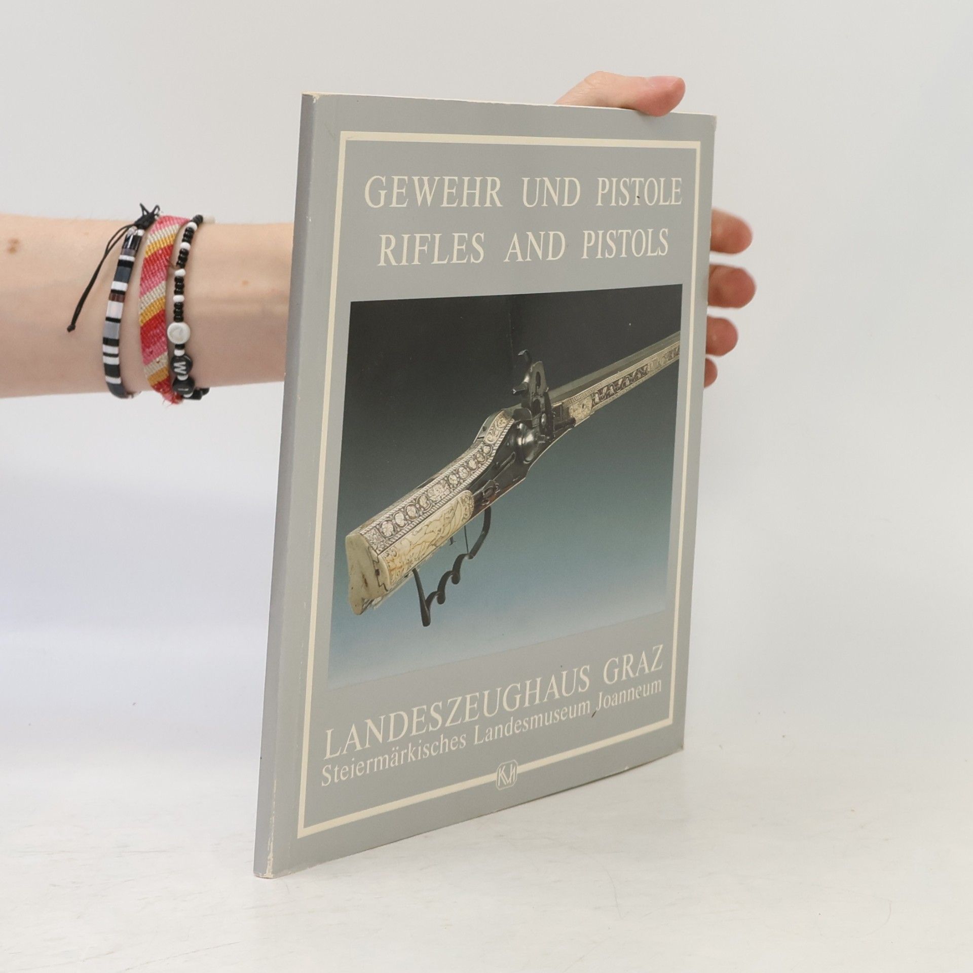 Autorenkollektiv Gewehr und Pistole = Rifles and Pistols