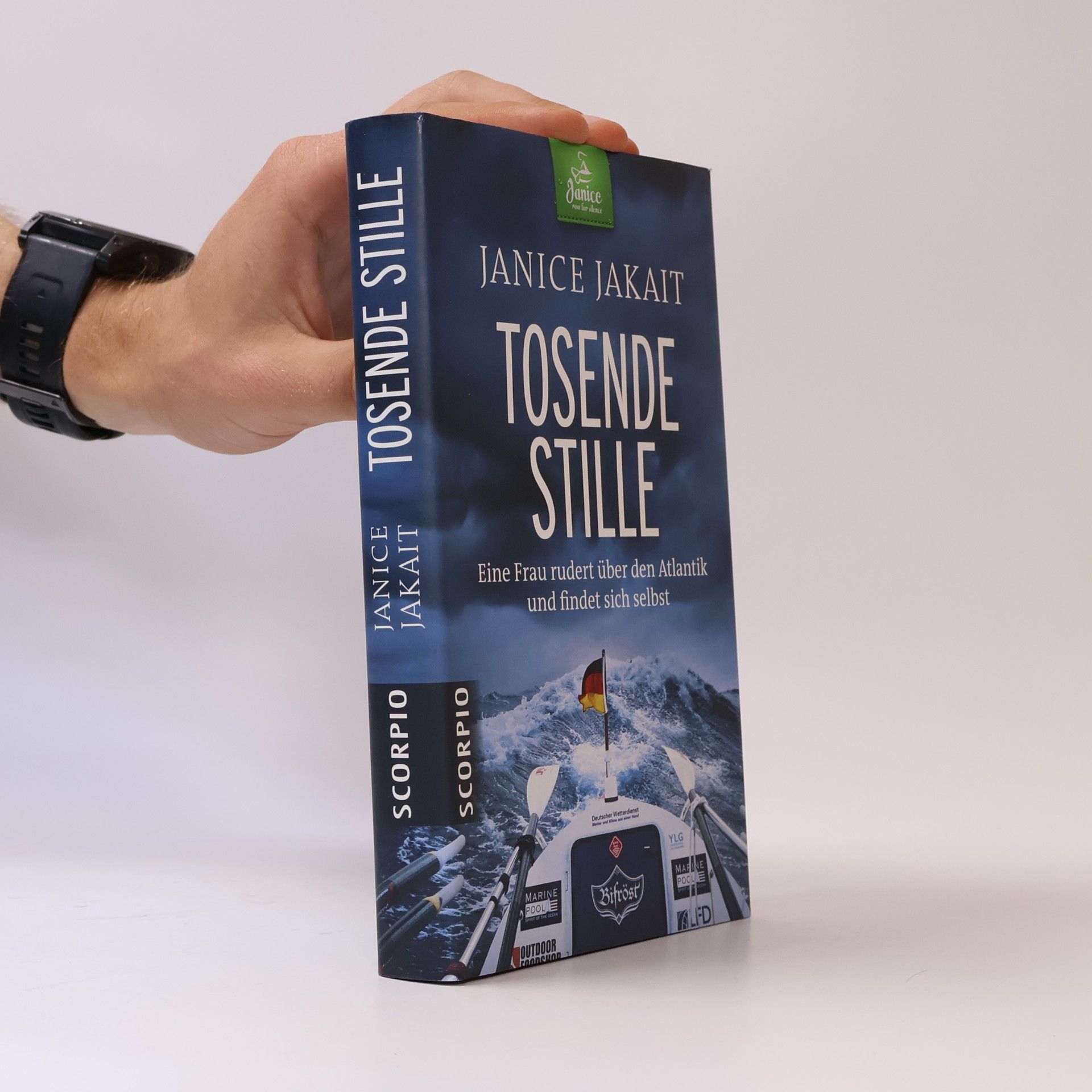 Janice Jakait Tosende Stille