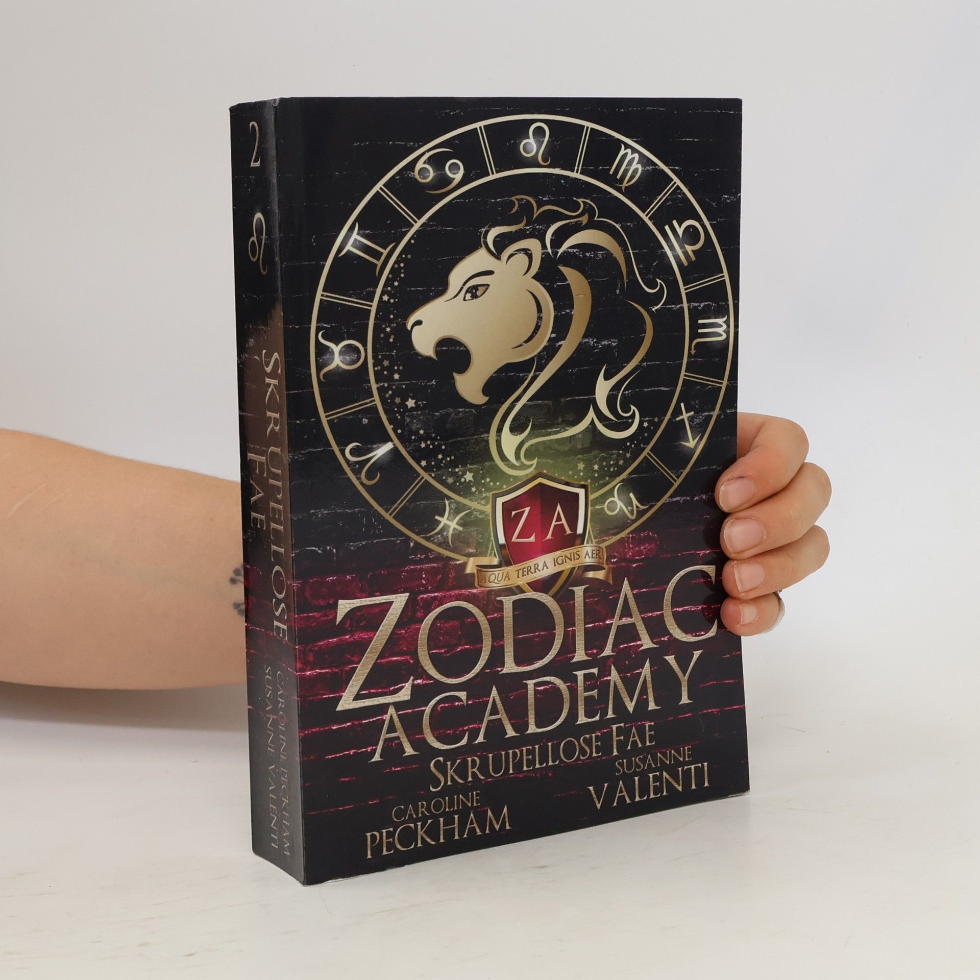 Susanne Valenti Zodiac Academy 2: Skrupellose Fae