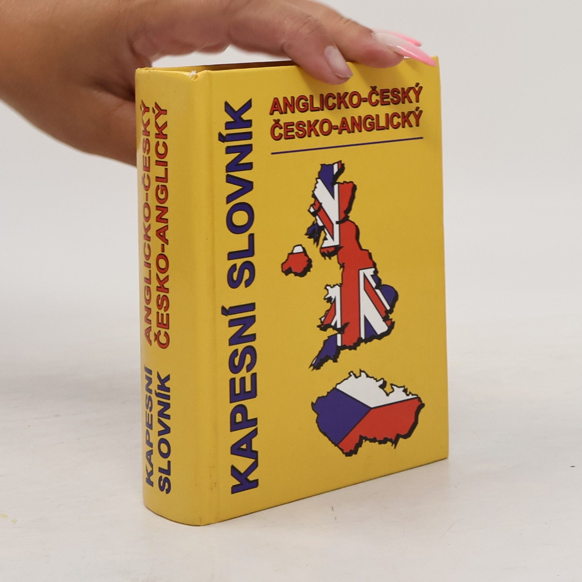 Štěpánka Pařízková Kapesní slovník anglicko-český, česko-anglický