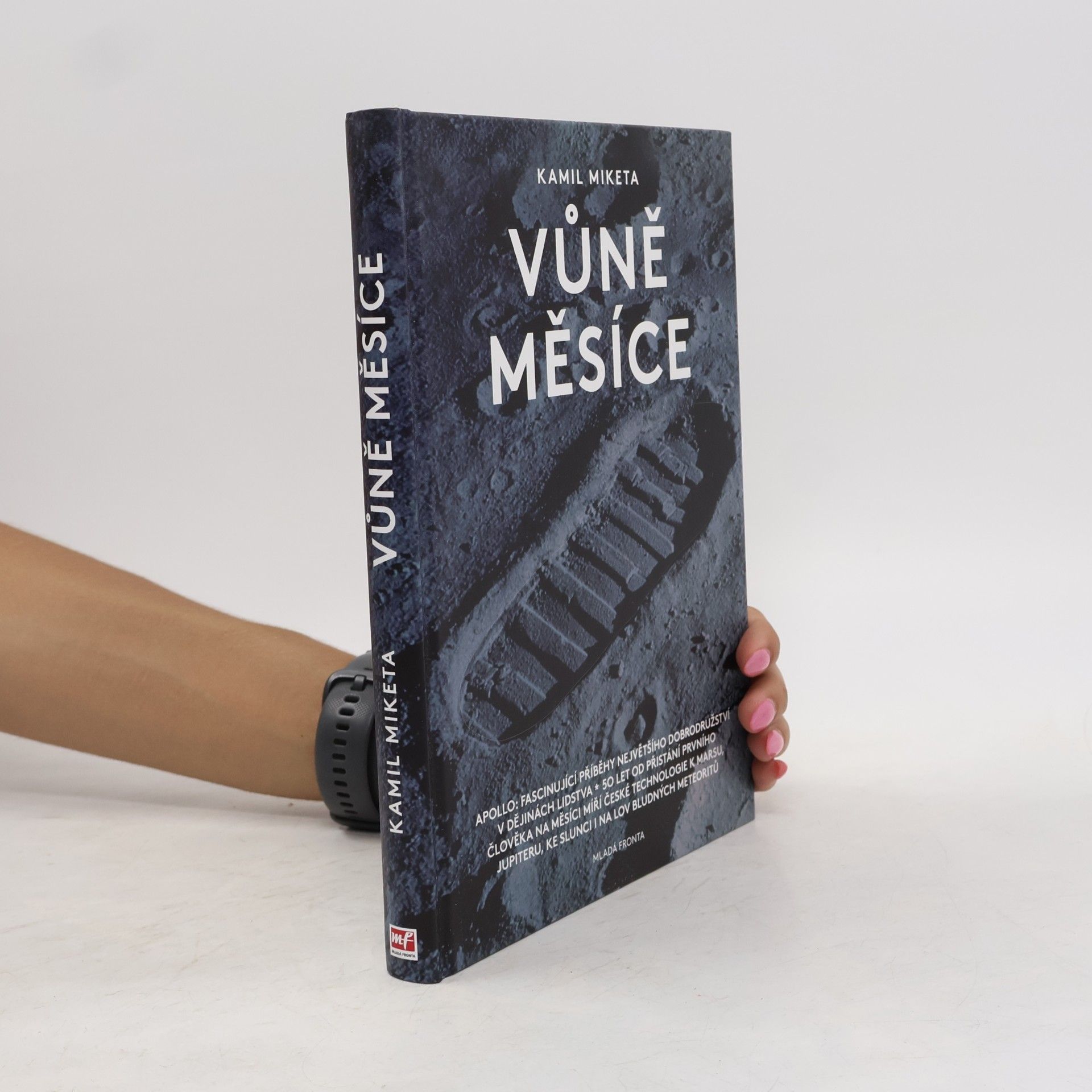 Kamil Miketa Vůně Měsíce