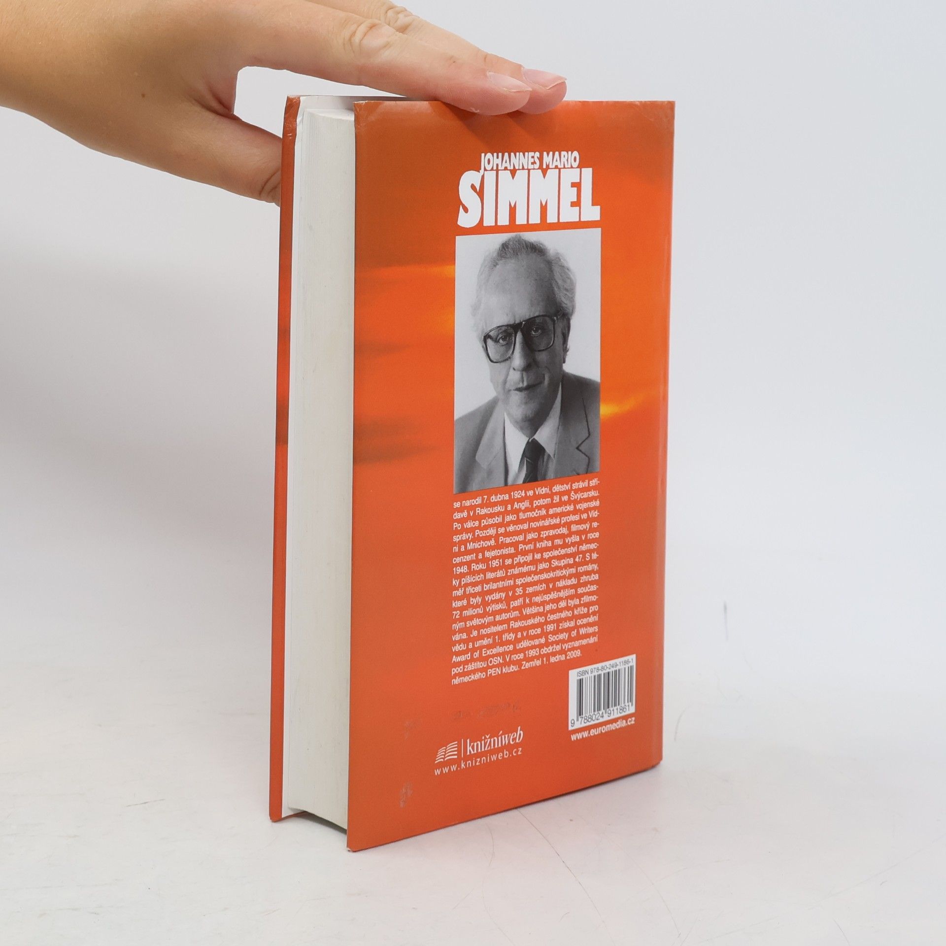 Johannes Mario Simmel Nechte prosím kytky žít
