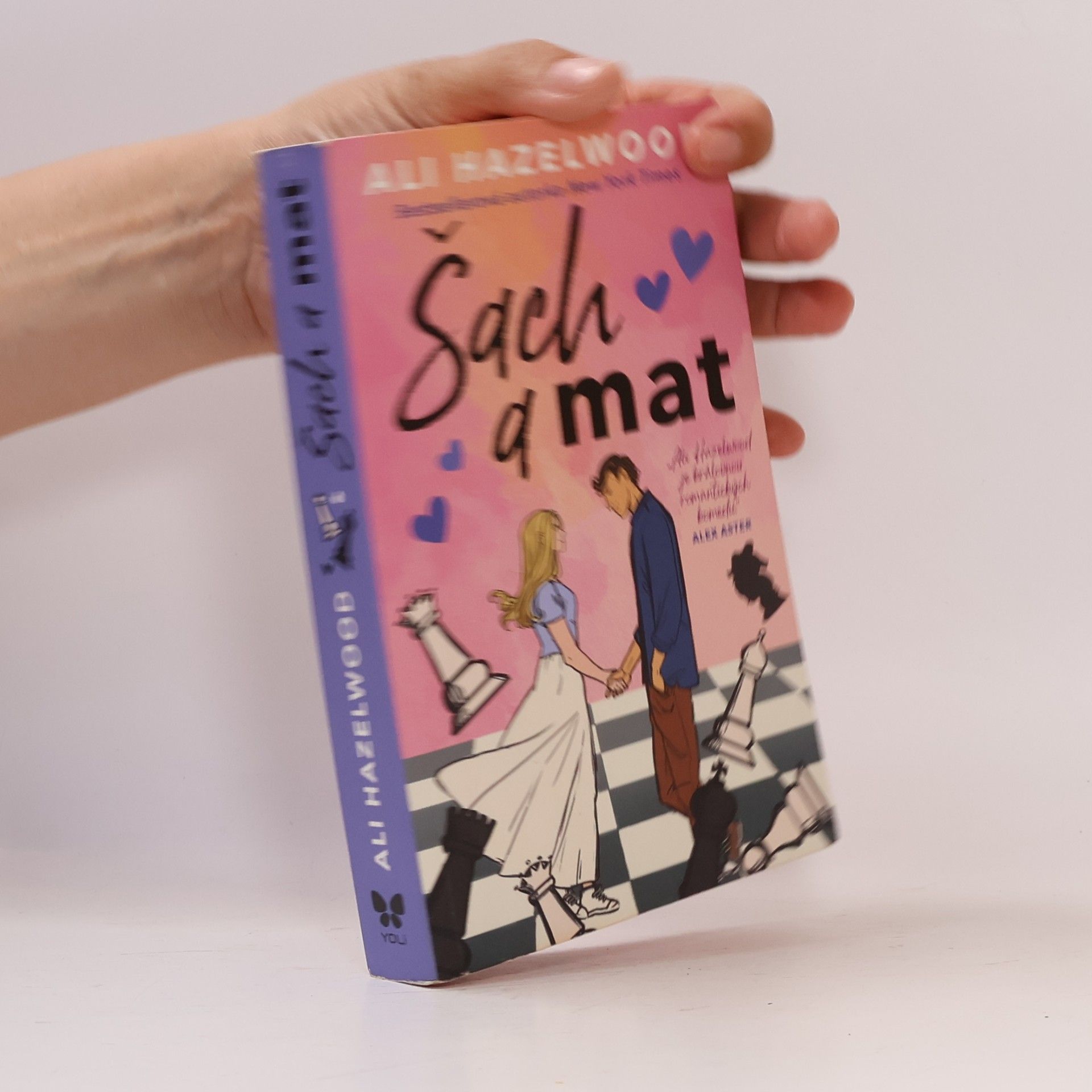 Ali Hazelwood Šach a mat