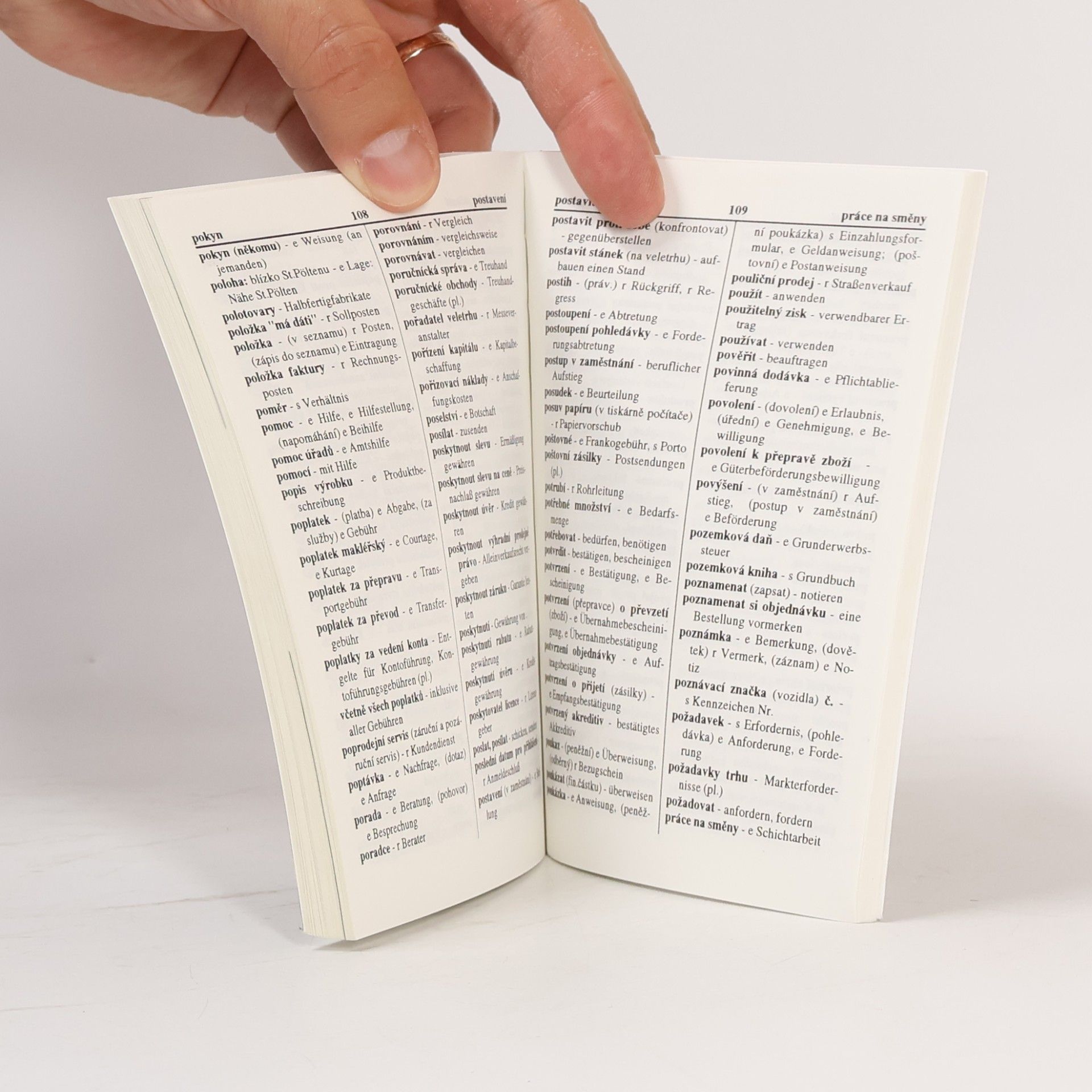 Pavol Tarábek Business Fachwörterbuch. Slovník německé obchodní terminologie. Deutsch-tschechisch. Tschechisch-deutsch