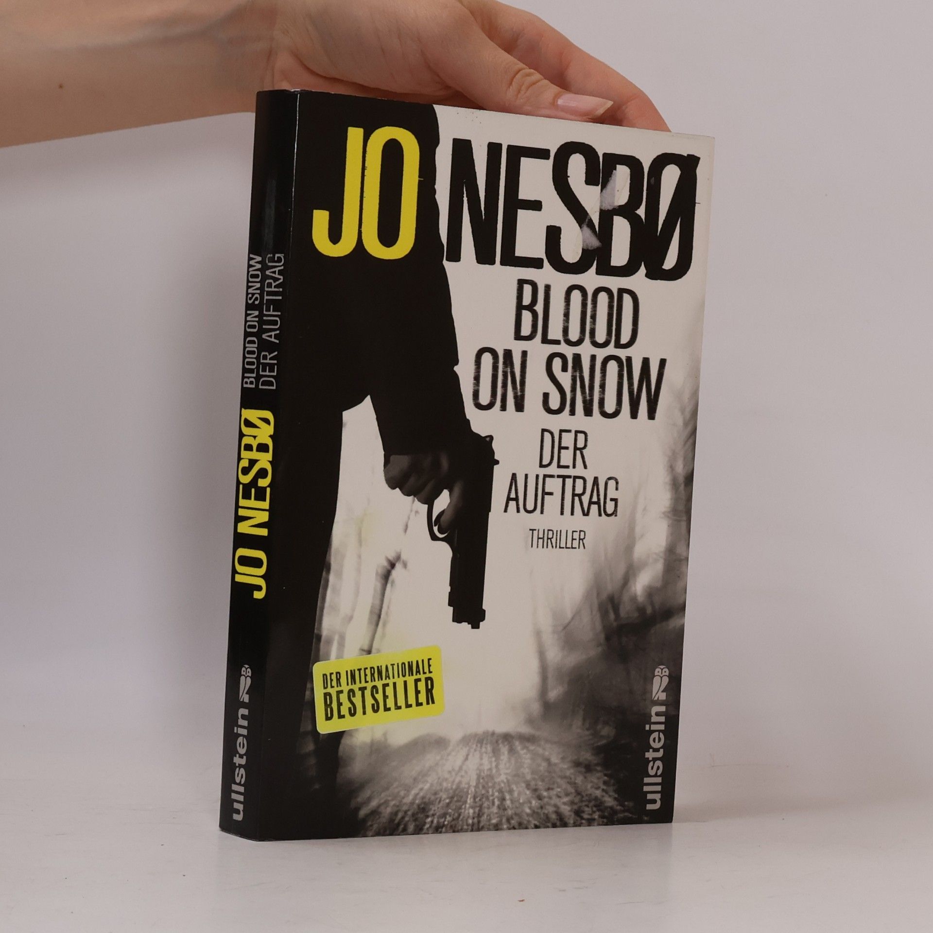 Jo Nesbø Blood on Snow. Der Auftrag