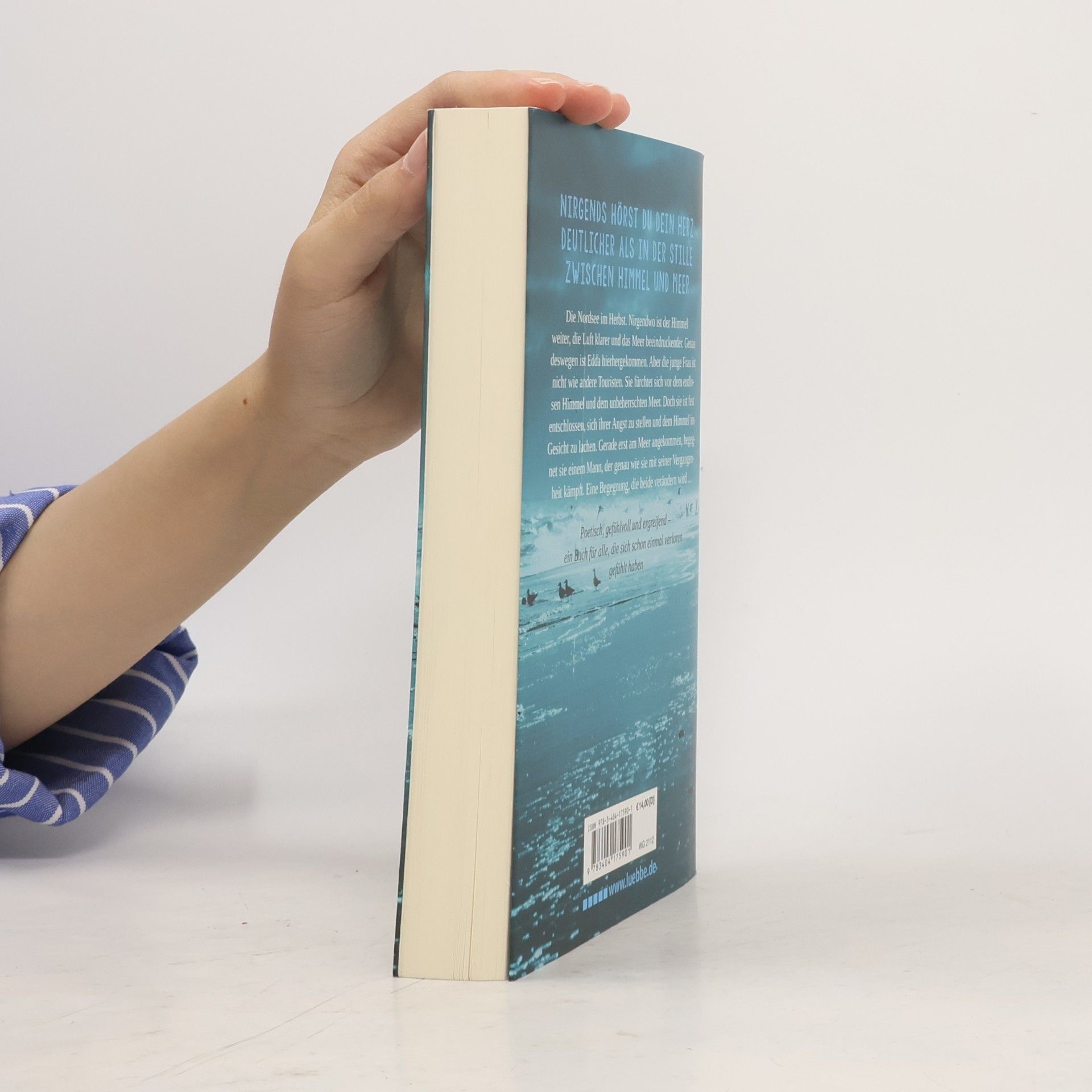 Katharina Seck Die Stille zwischen Himmel und Meer