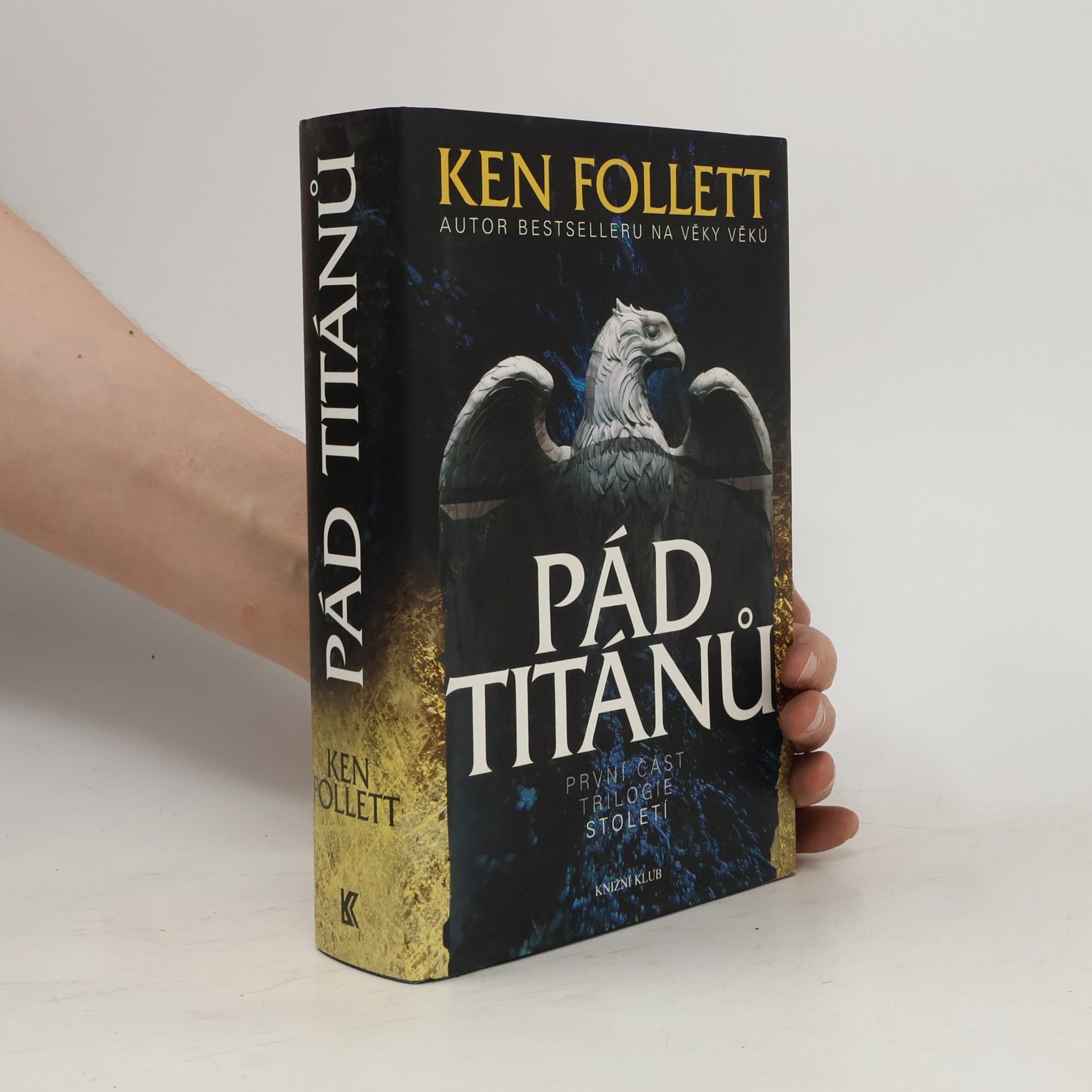 Ken Follett Pád titánů