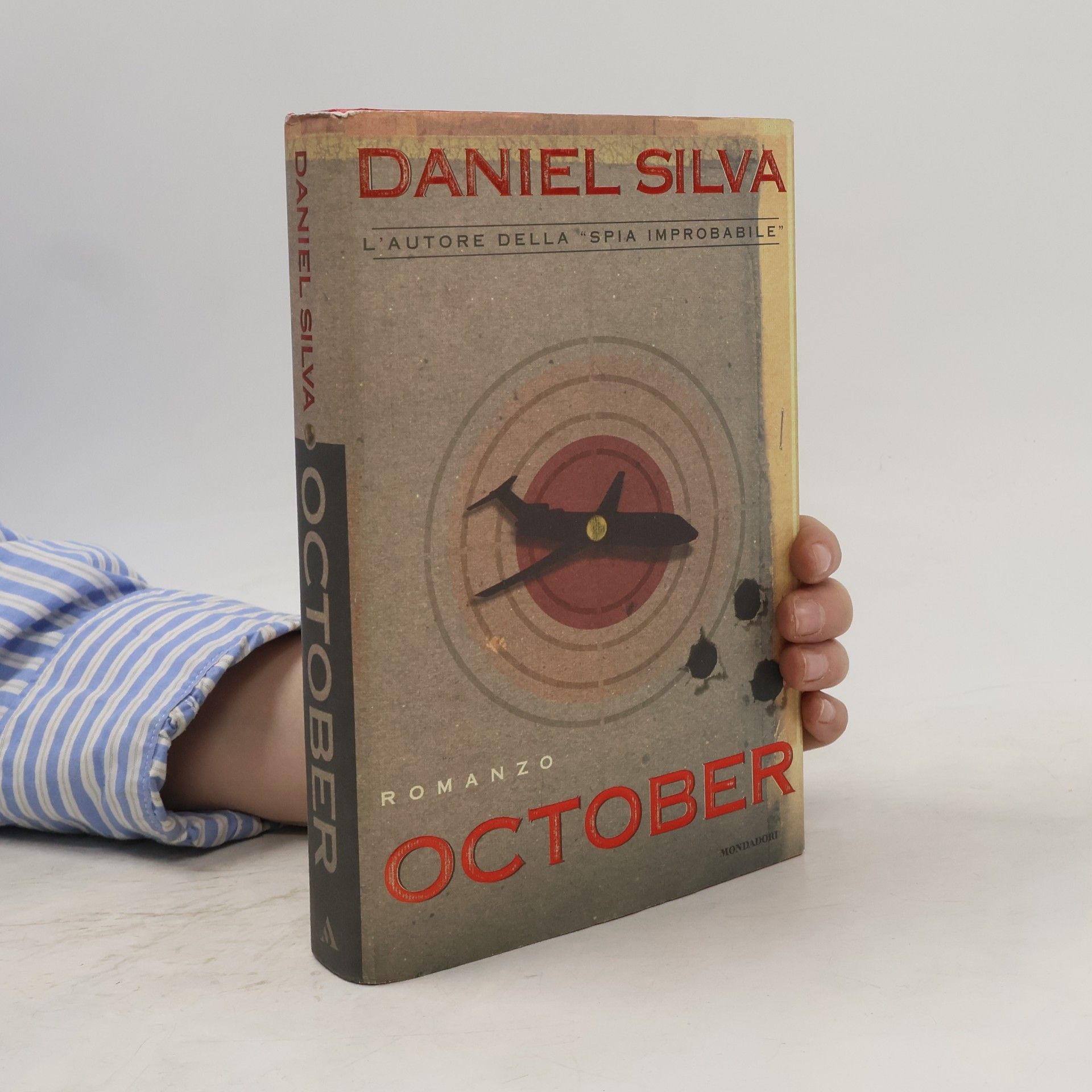 Daniel Silva October