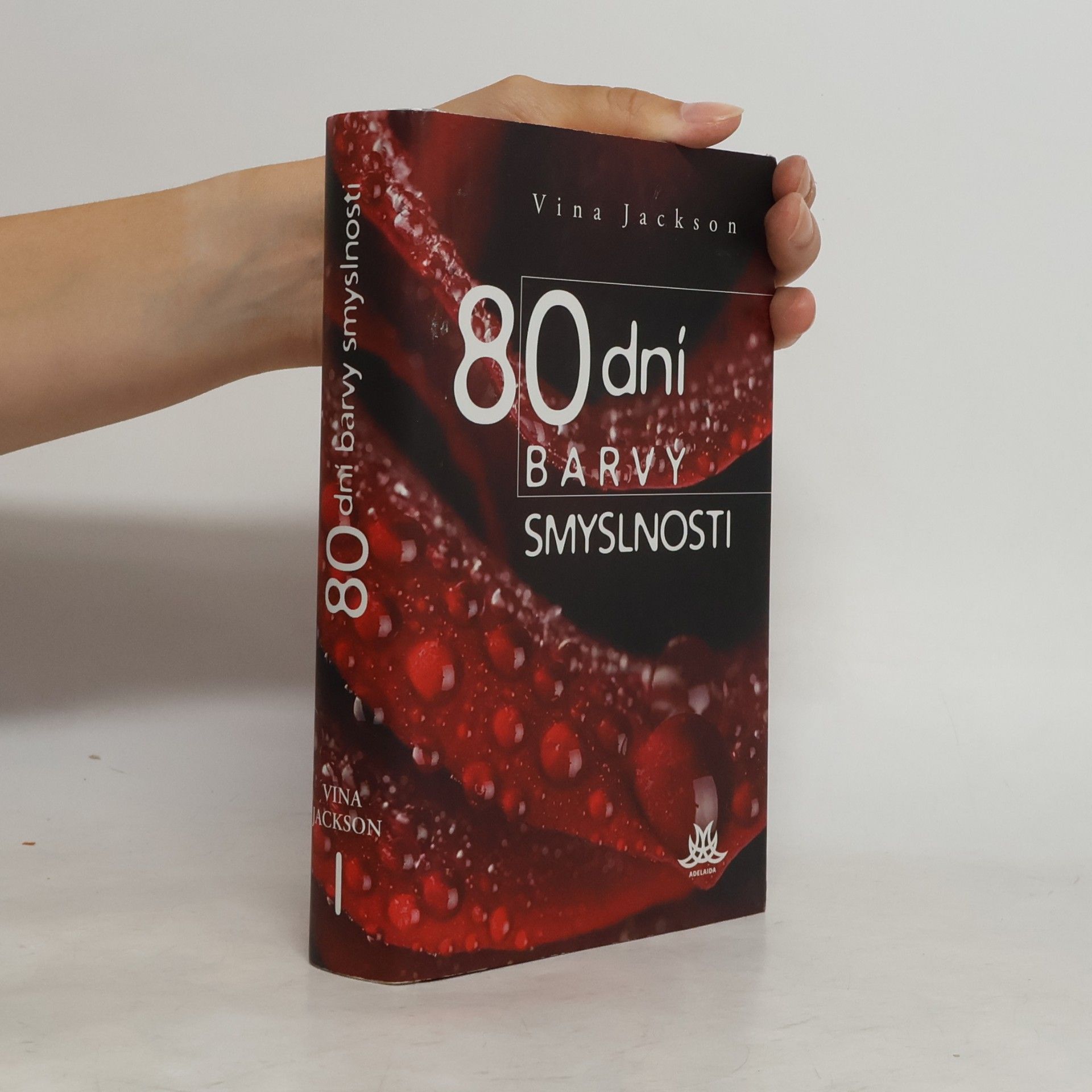 Vina Jackson 80 dní barvy smyslnosti