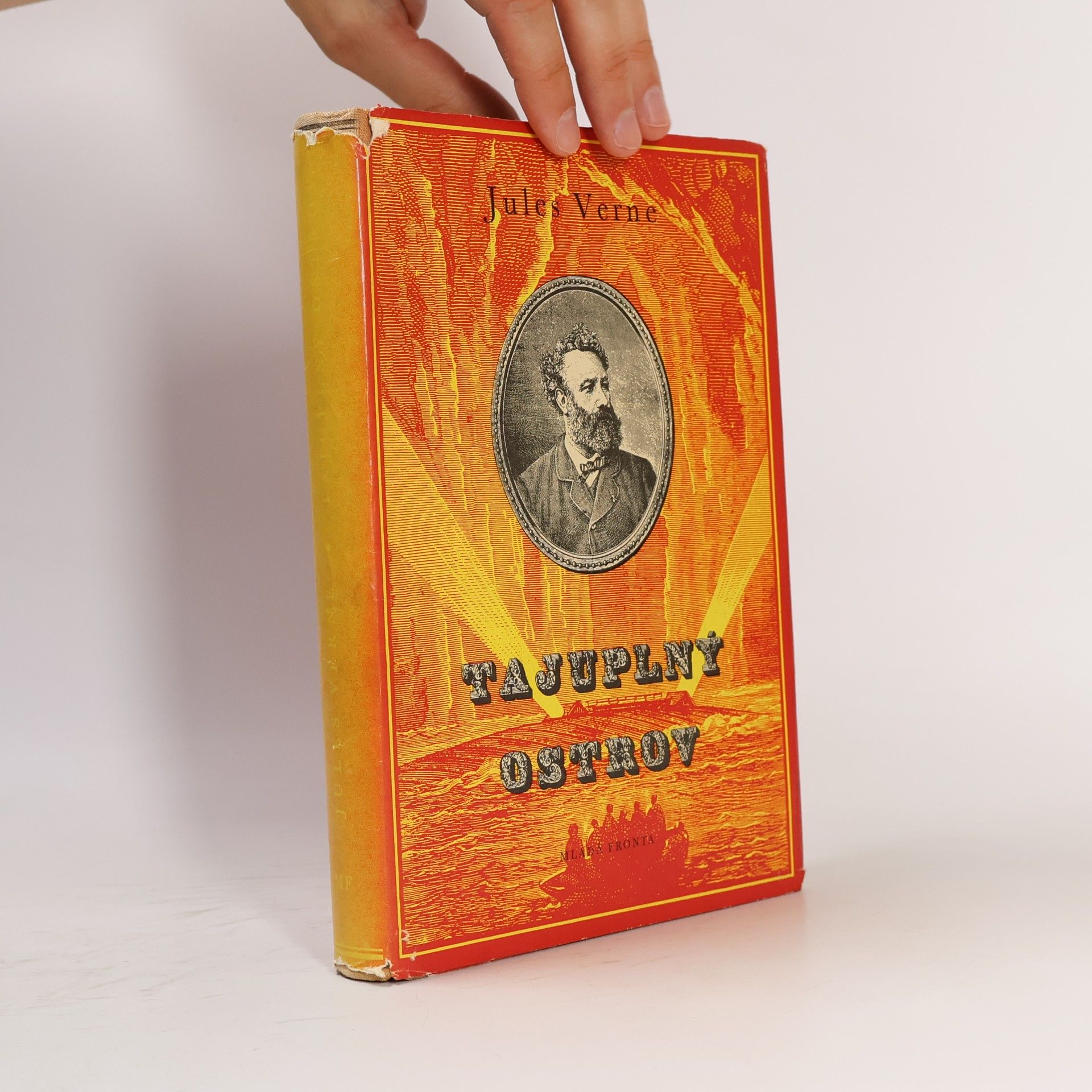 Jules Verne Tajuplný ostrov
