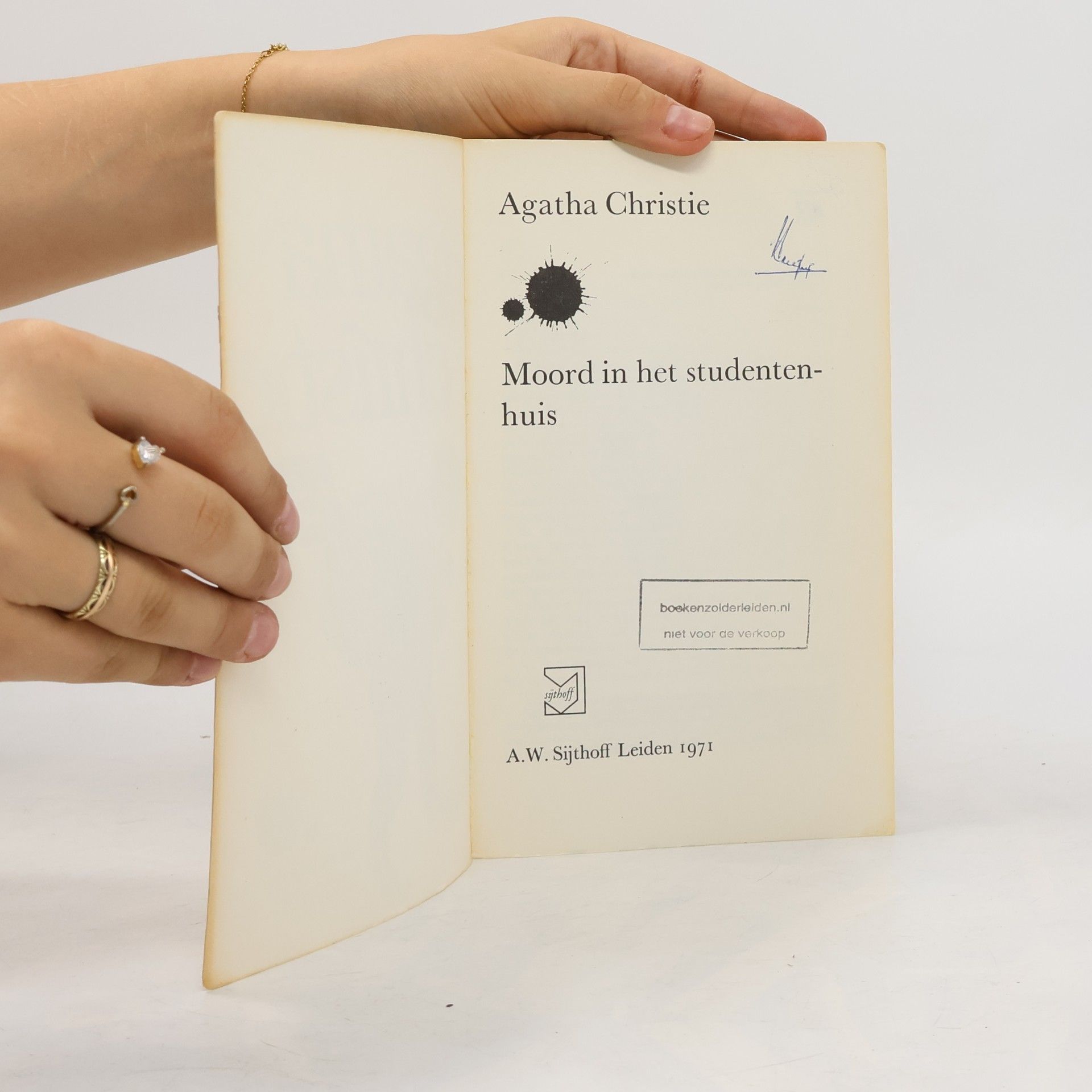 Agatha Christie Moord in het studentenhuis