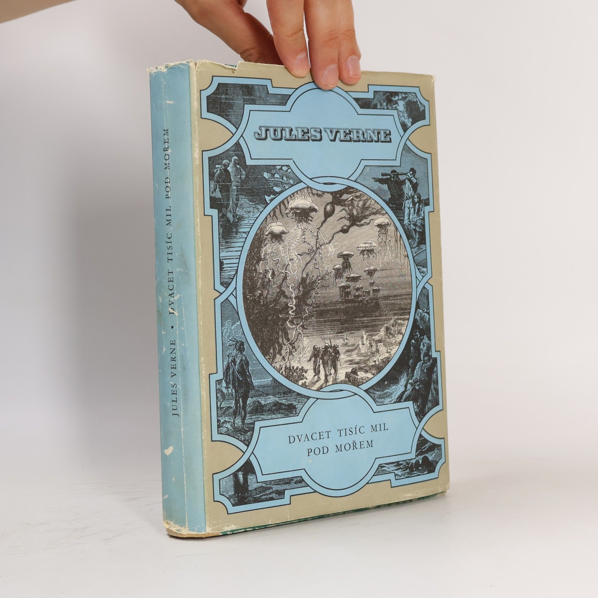 Jules Verne Dvacet tisíc mil pod mořem