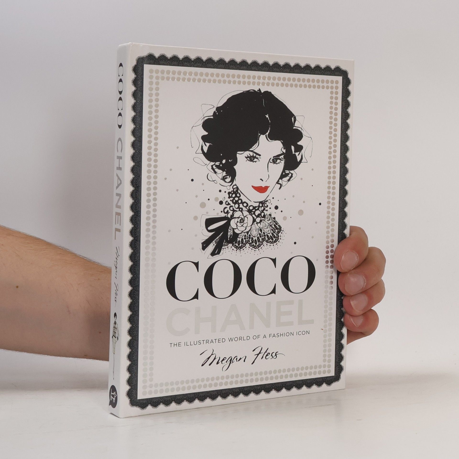 Megan Hess Coco Chanel: the illustrated world of a fashion icon