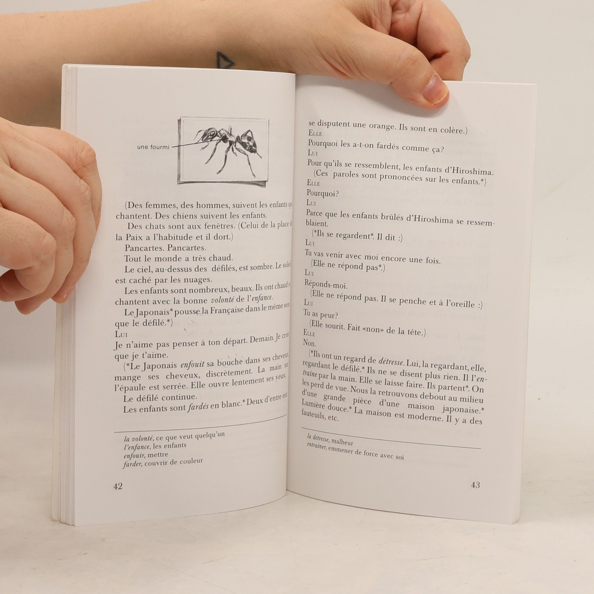 Marguerite Duras Easy Readers: Hiroshima, mon amour