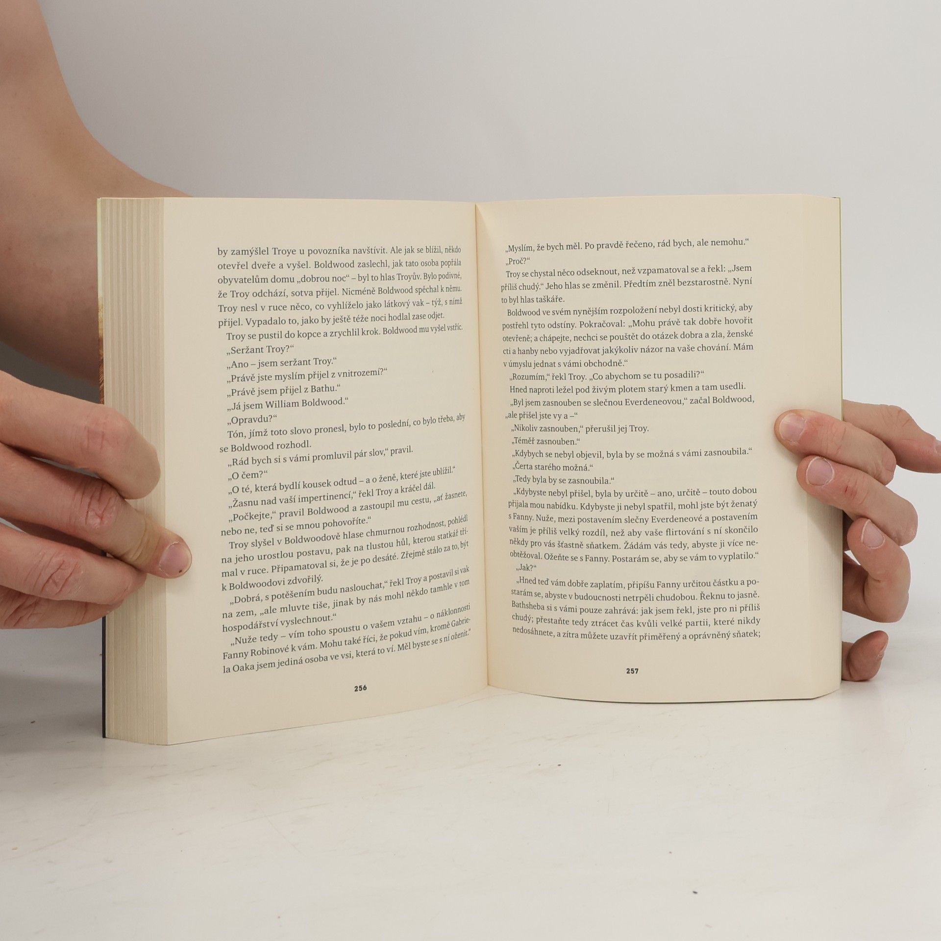 Thomas Hardy Daleko od hlučícího davu