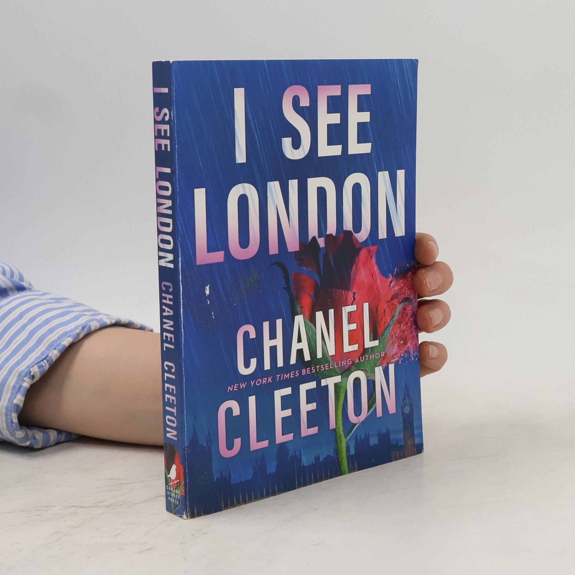 Chanel Cleeton I See London