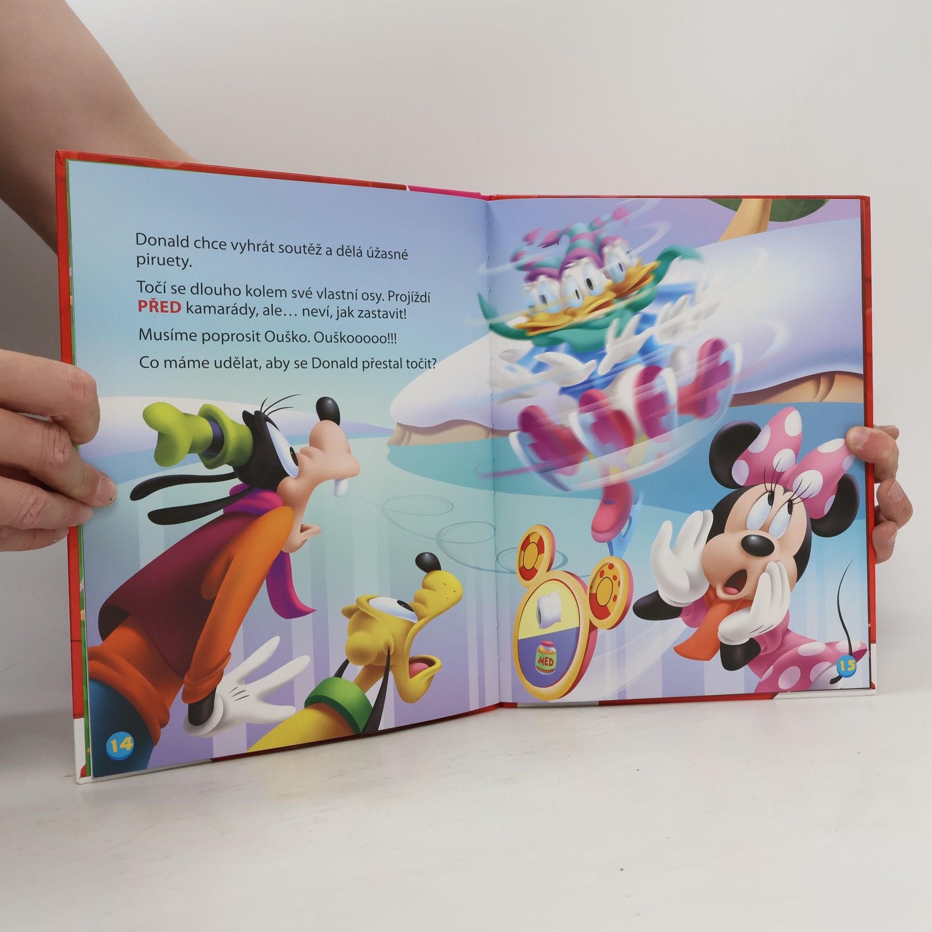Various authors Hraj si a uč se s Mickey Mausem 4. Před a za!