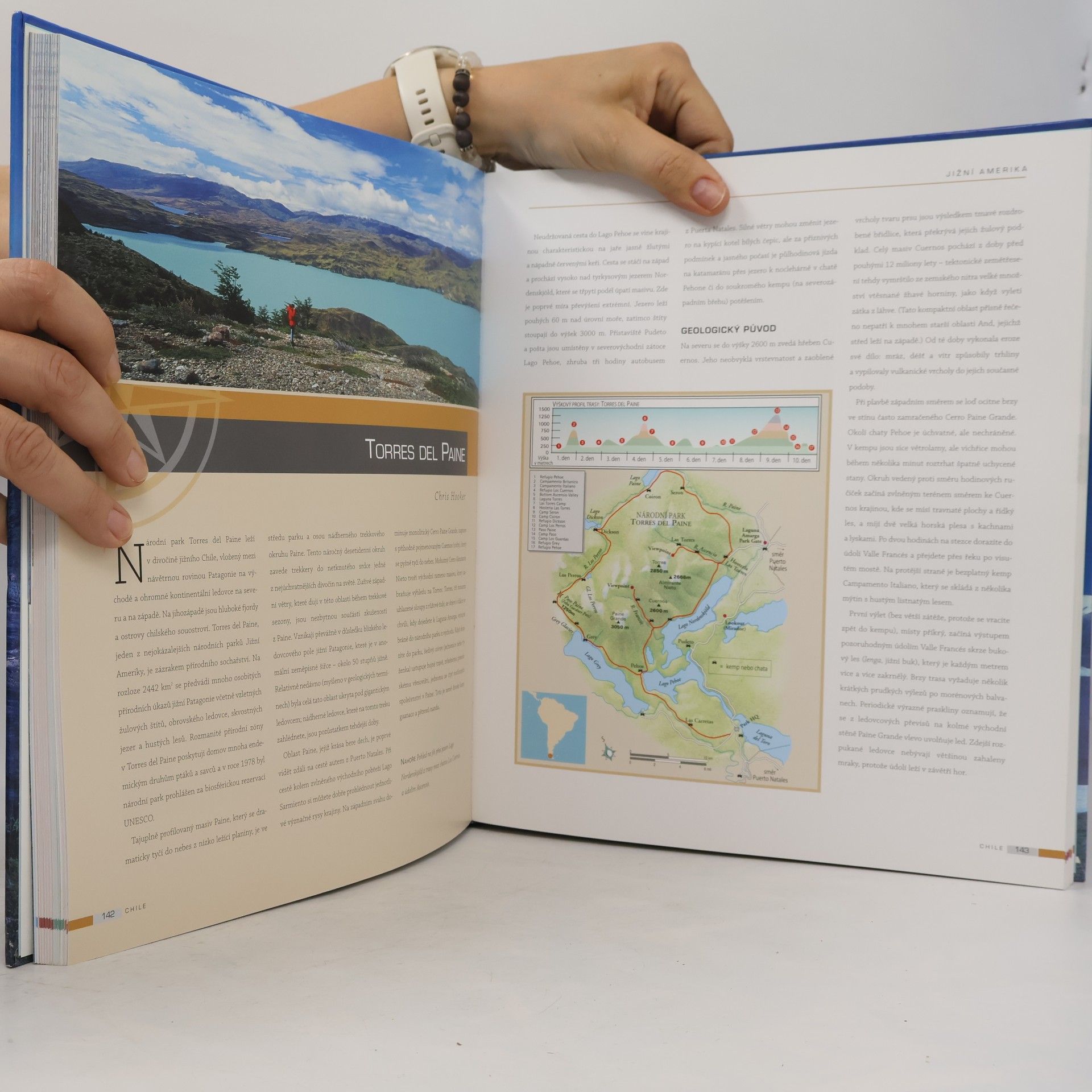 Jack Jackson Trekkingový atlas světa